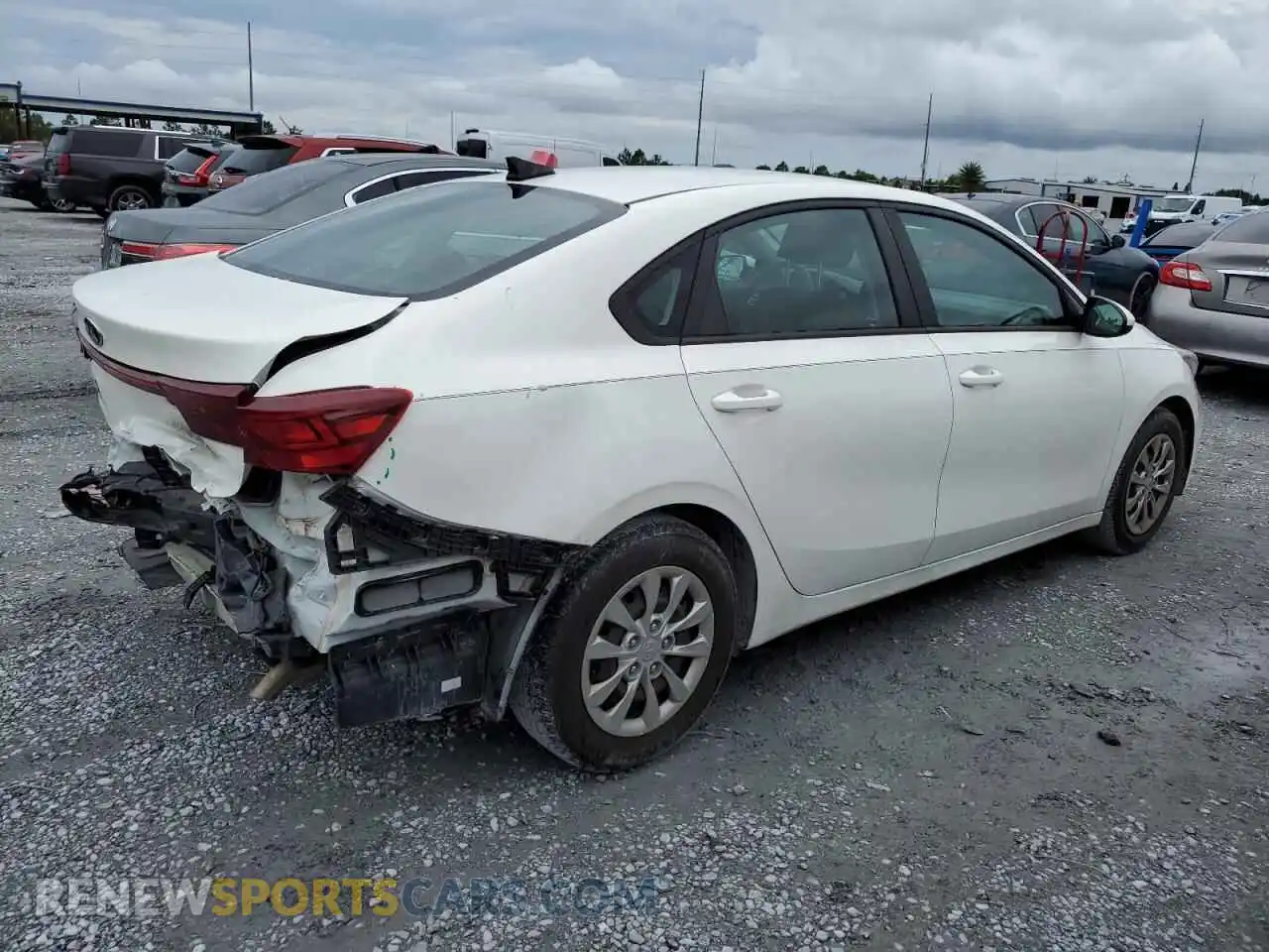 3 Photograph of a damaged car 3KPF24AD4ME303518 KIA FORTE 2021