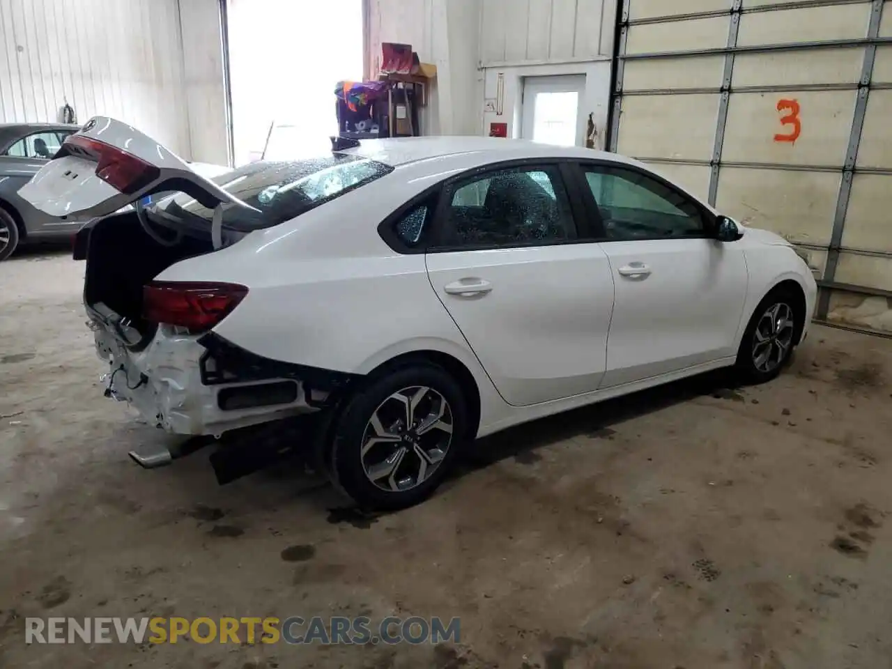 3 fotografías del automóvil dañado 3KPF24AD4ME311716 KIA FORTE 2021
