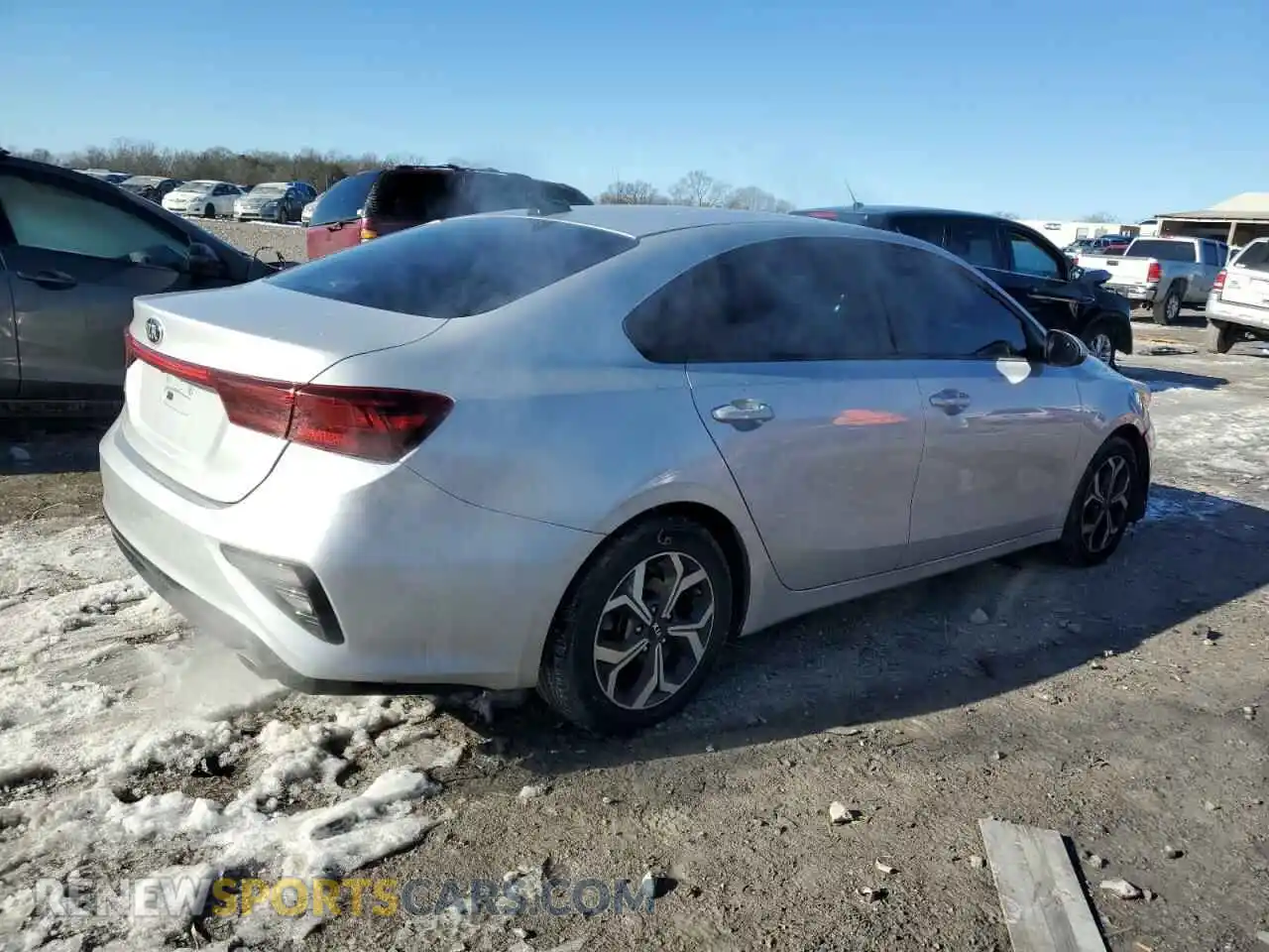 3 Photograph of a damaged car 3KPF24AD4ME329049 KIA FORTE 2021