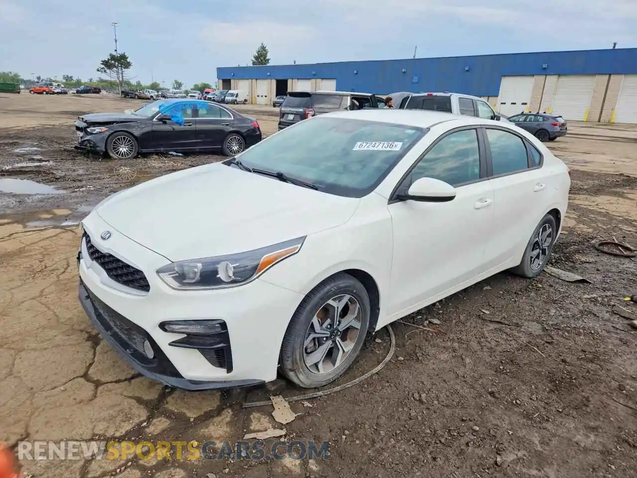 1 Photograph of a damaged car 3KPF24AD4ME335014 KIA FORTE 2021