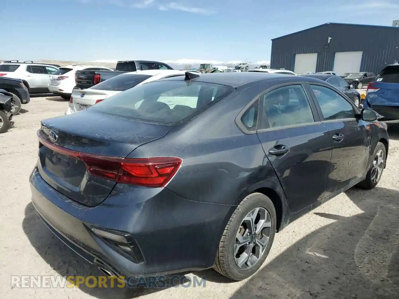 3 Photograph of a damaged car 3KPF24AD4ME335577 KIA FORTE 2021