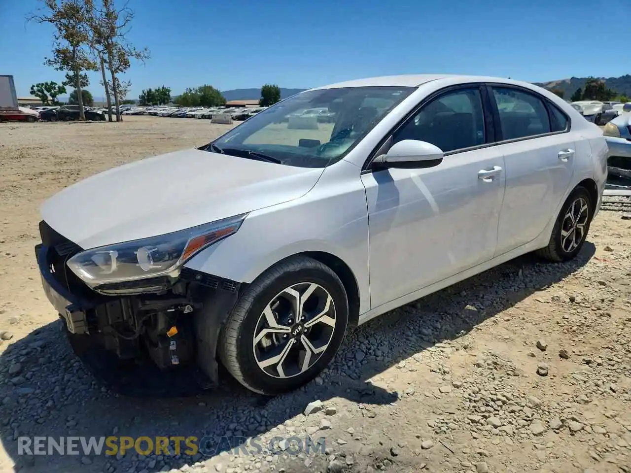 1 Photograph of a damaged car 3KPF24AD4ME348393 KIA FORTE 2021