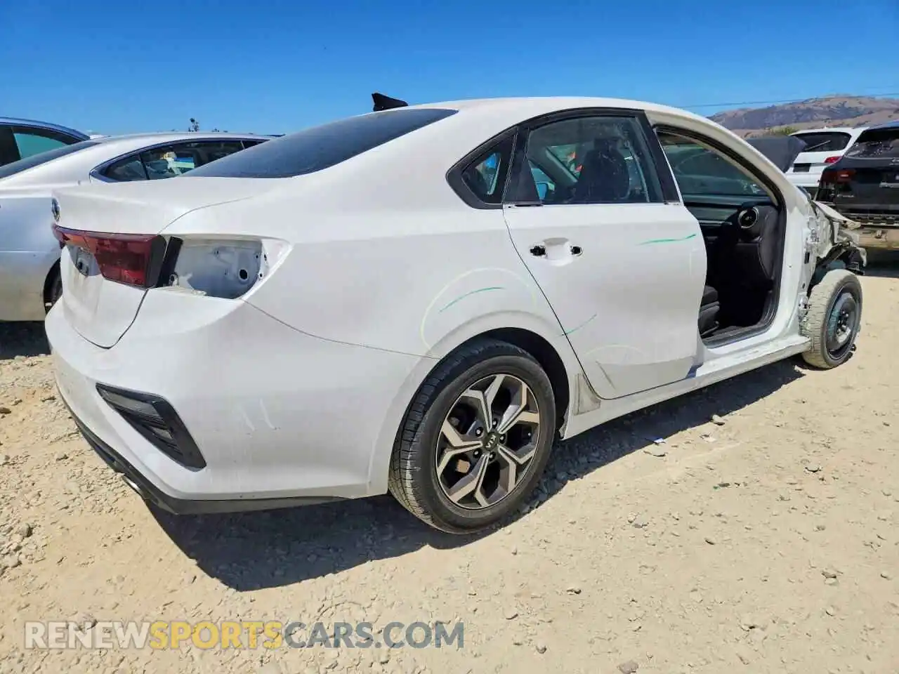 3 Photograph of a damaged car 3KPF24AD4ME348393 KIA FORTE 2021