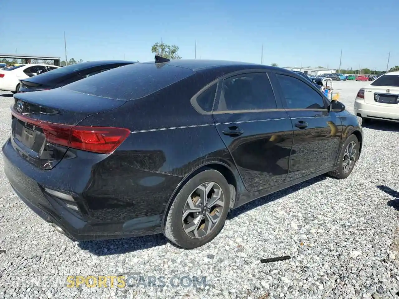 3 Photograph of a damaged car 3KPF24AD4ME357109 KIA FORTE 2021