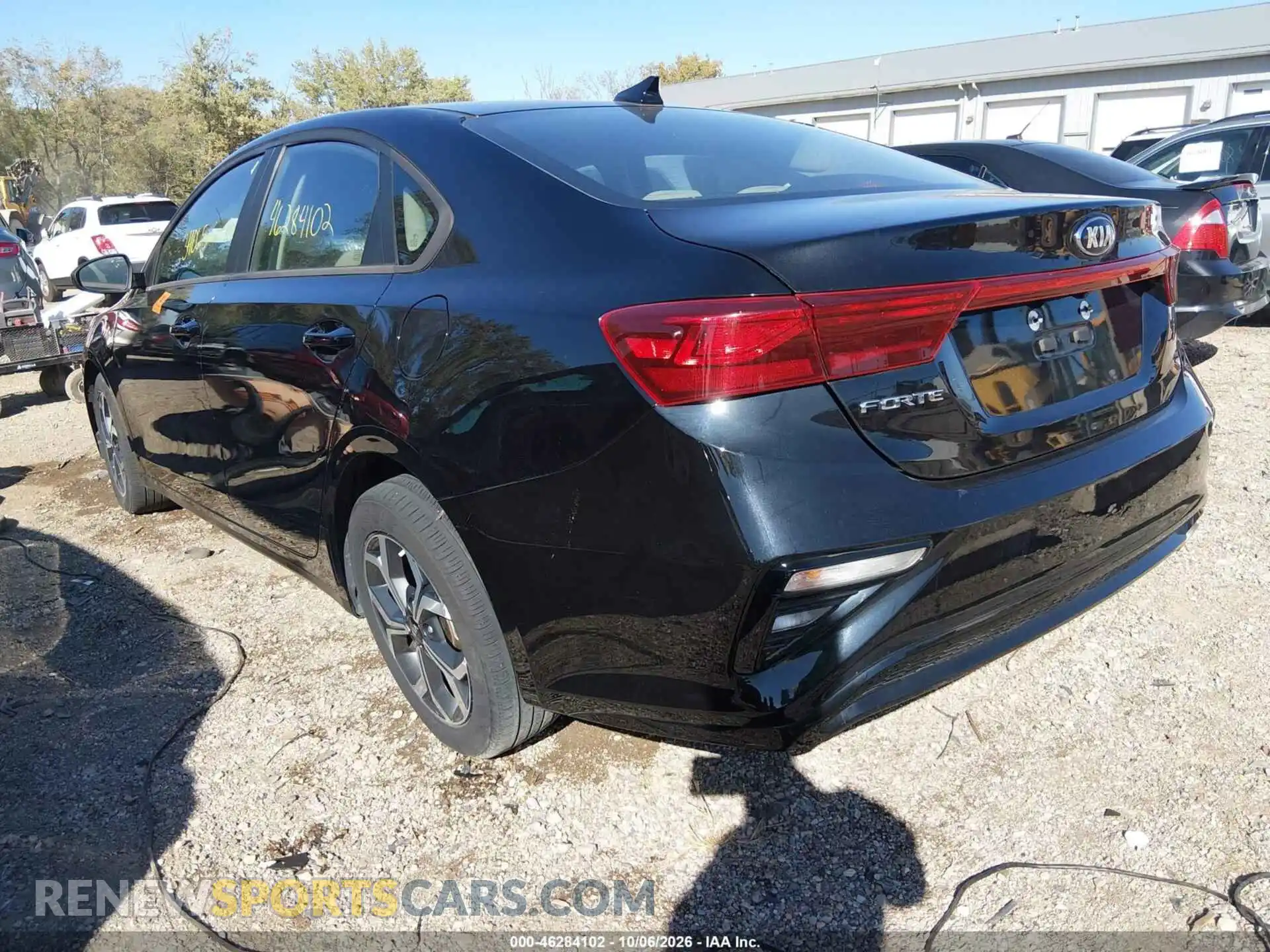 3 Photograph of a damaged car 3KPF24AD4ME364481 KIA FORTE 2021