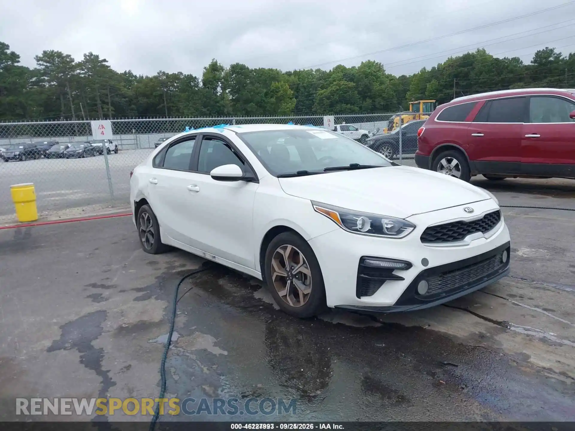 1 Photograph of a damaged car 3KPF24AD5ME266799 KIA FORTE 2021