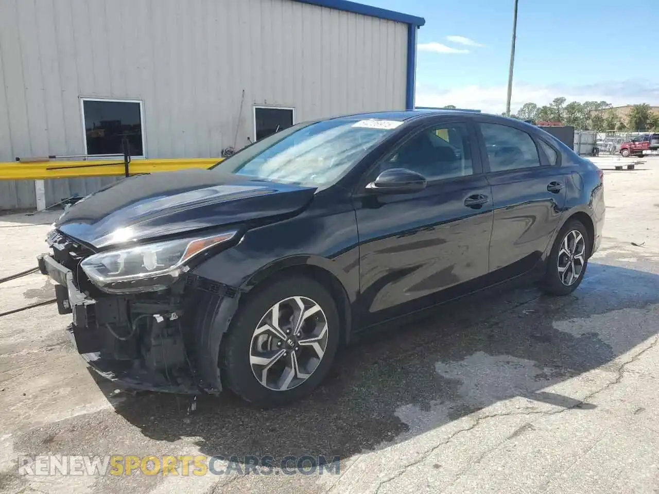 1 Photograph of a damaged car 3KPF24AD5ME267600 KIA FORTE 2021
