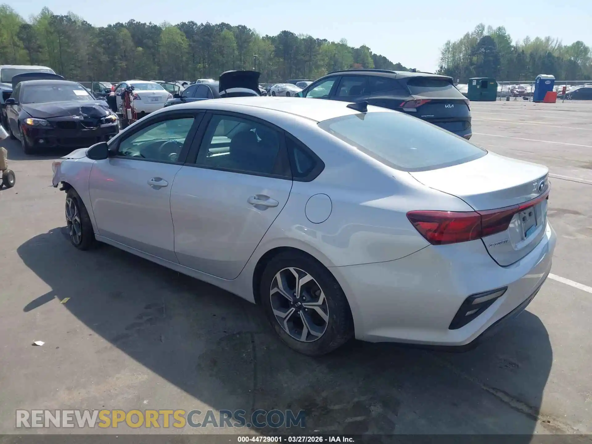 3 Photograph of a damaged car 3KPF24AD5ME268391 KIA FORTE 2021