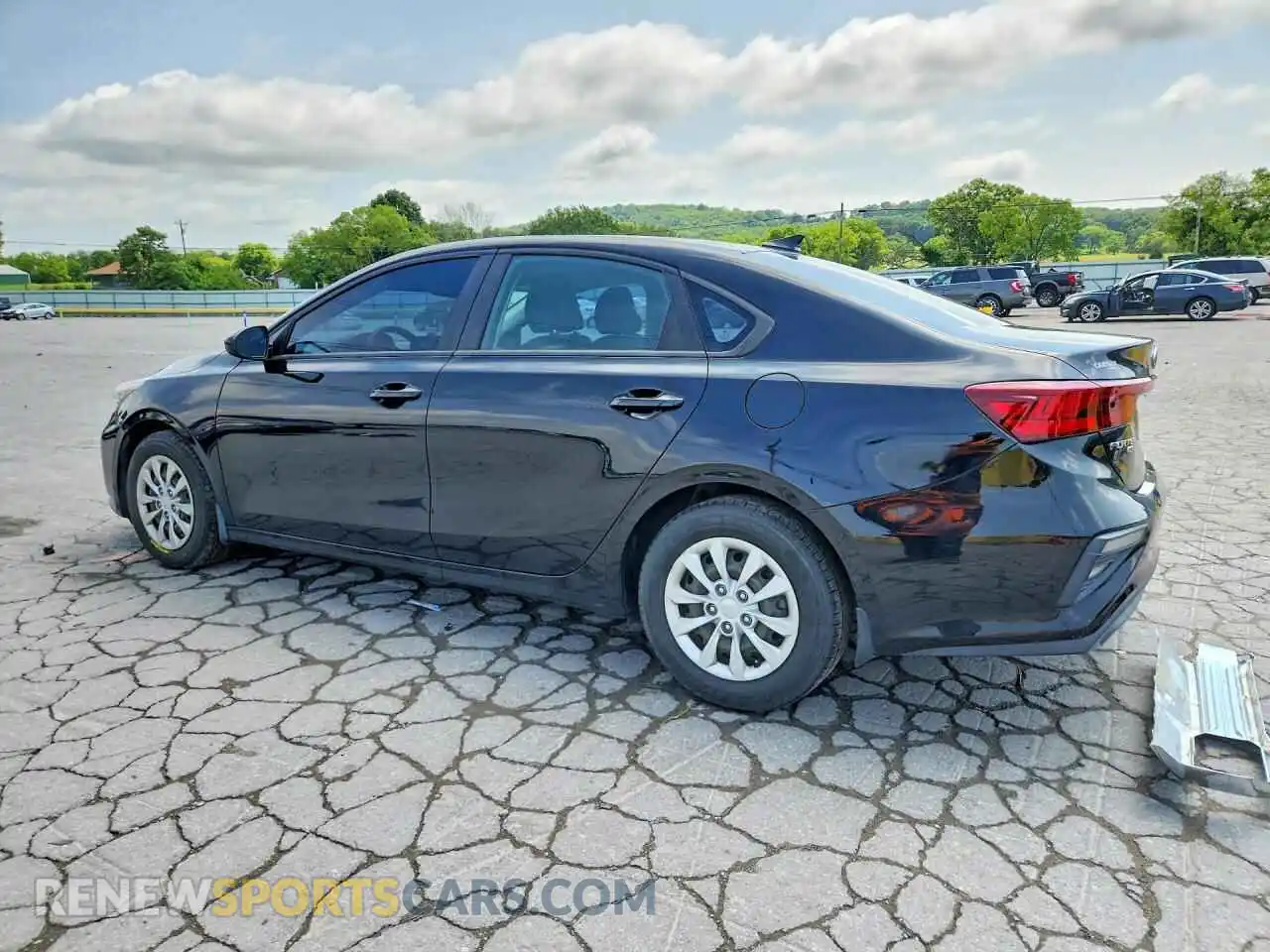 2 Photograph of a damaged car 3KPF24AD5ME299303 KIA FORTE 2021
