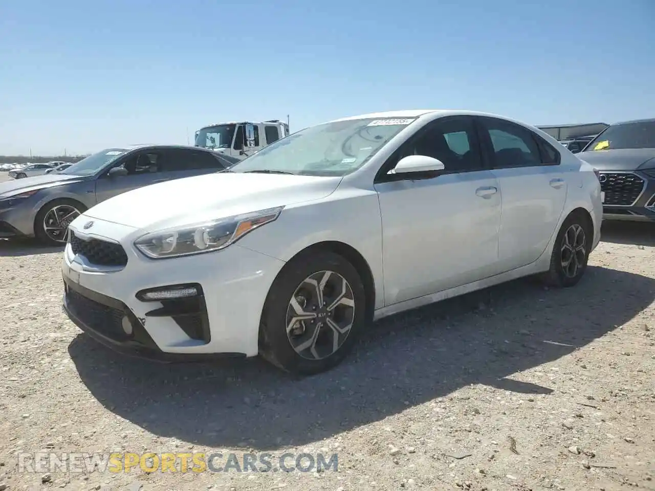 1 Photograph of a damaged car 3KPF24AD5ME314690 KIA FORTE 2021