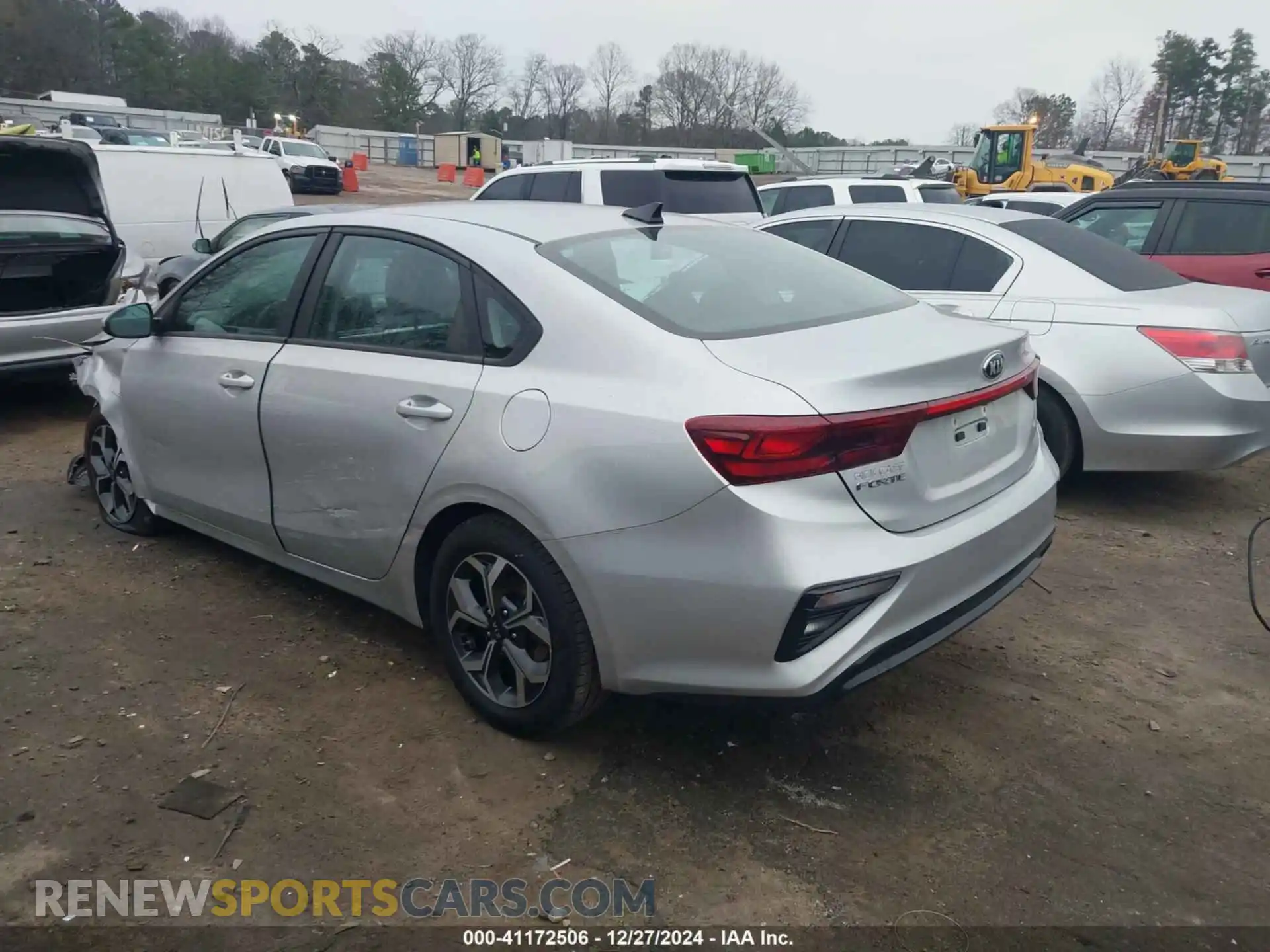 3 Photograph of a damaged car 3KPF24AD5ME329772 KIA FORTE 2021