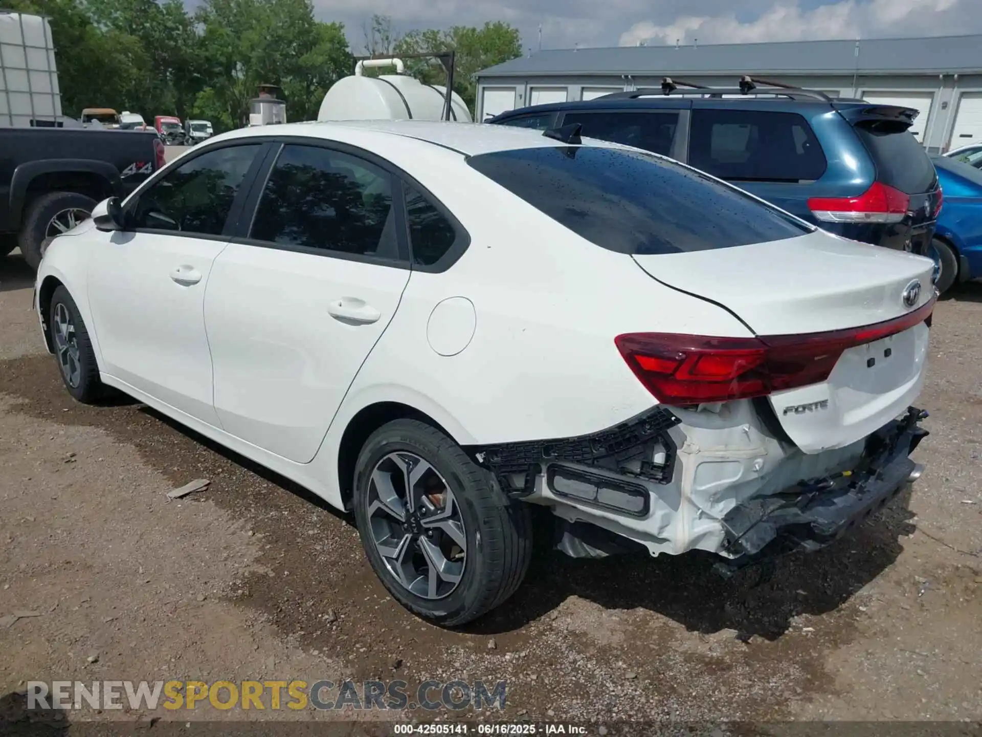 3 Photograph of a damaged car 3KPF24AD5ME331800 KIA FORTE 2021