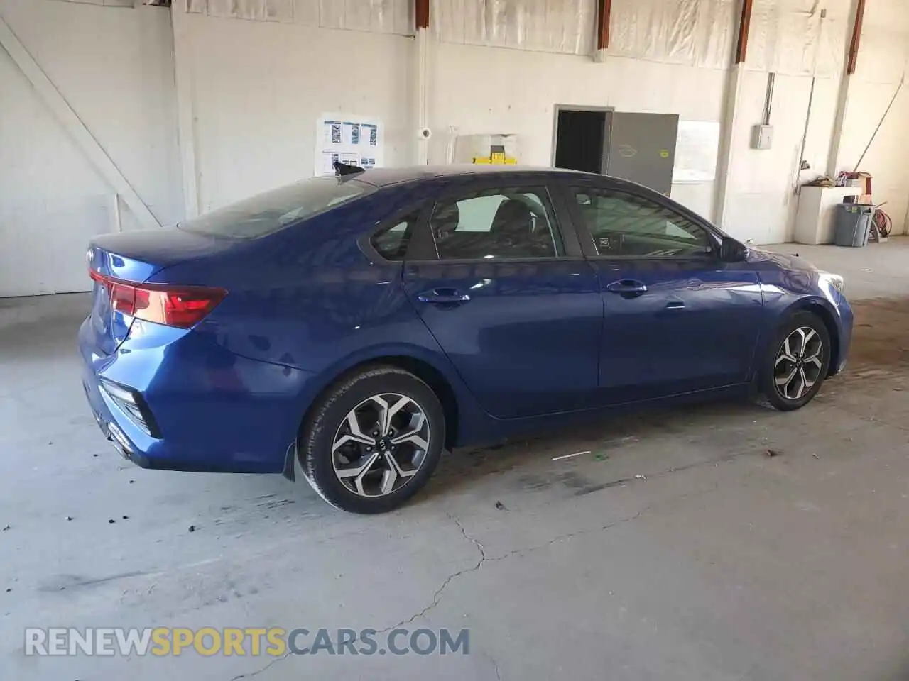 3 Photograph of a damaged car 3KPF24AD5ME344062 KIA FORTE 2021