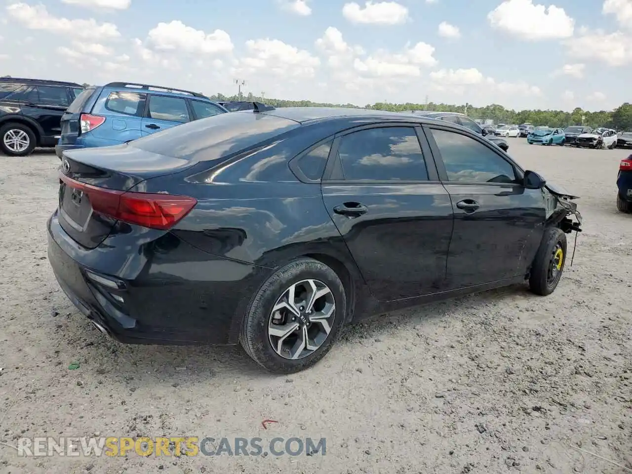 3 Фотография поврежденного автомобиля 3KPF24AD5ME364540 KIA FORTE 2021