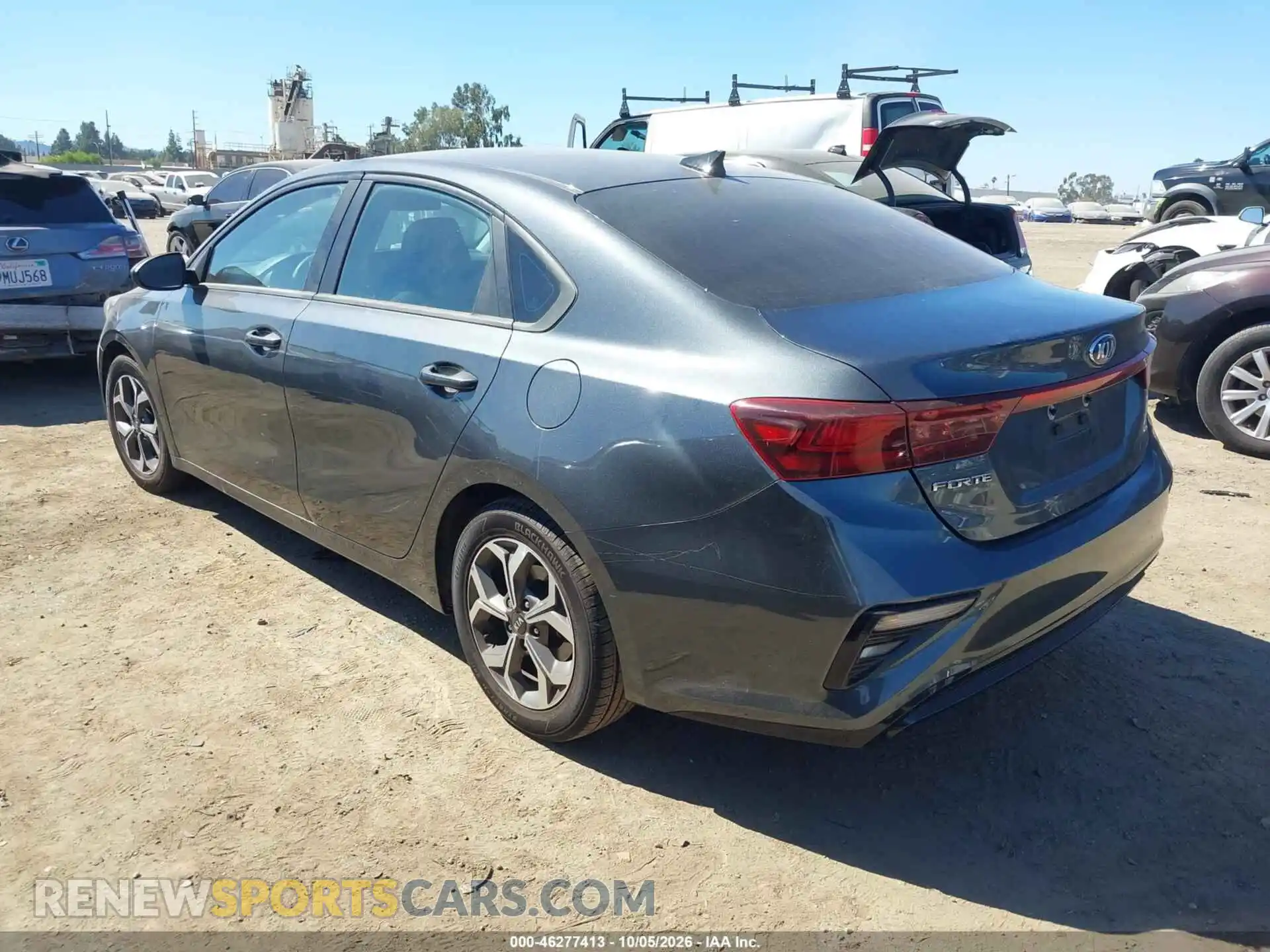 3 Фотография поврежденного автомобиля 3KPF24AD5ME370158 KIA FORTE 2021