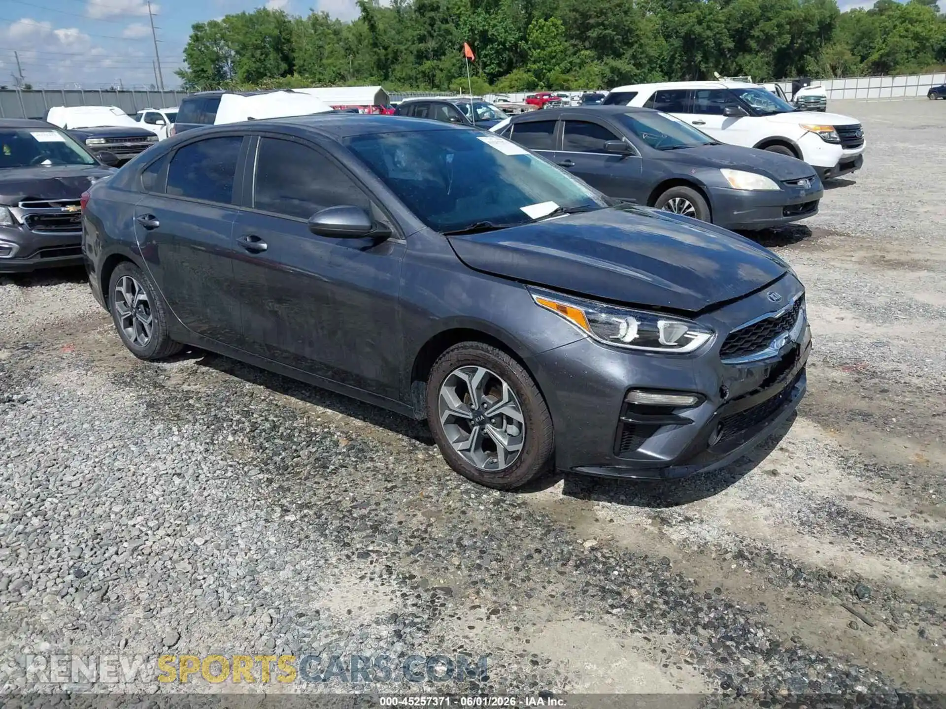 1 Photograph of a damaged car 3KPF24AD5ME390524 KIA FORTE 2021