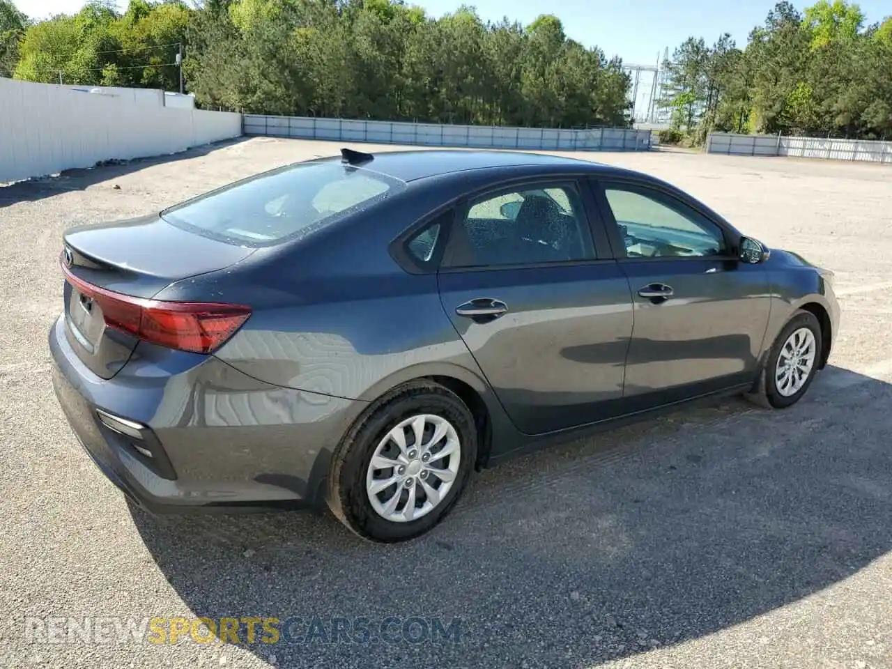 3 Photograph of a damaged car 3KPF24AD5ME401036 KIA FORTE 2021