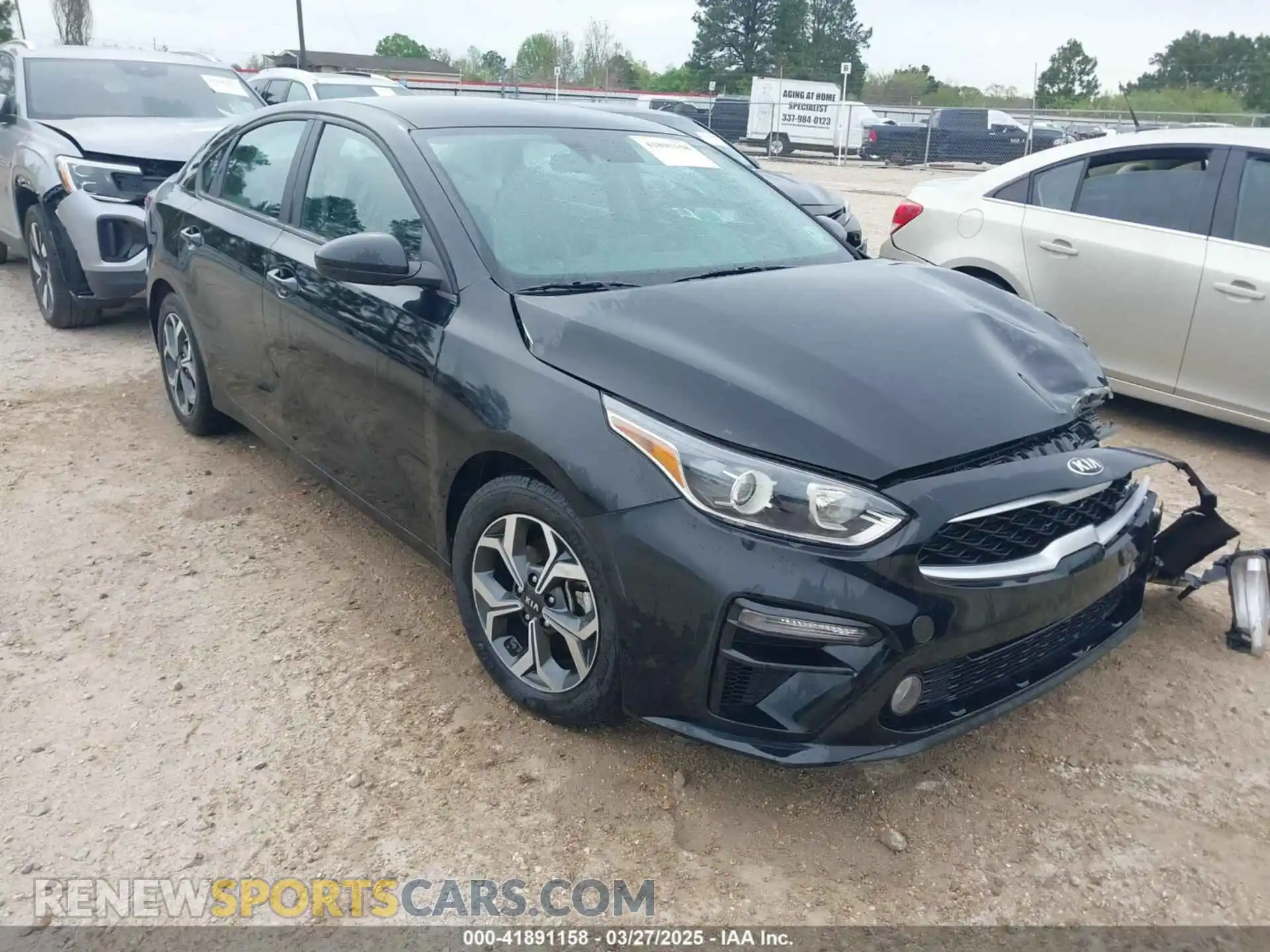 1 Photograph of a damaged car 3KPF24AD5ME402798 KIA FORTE 2021