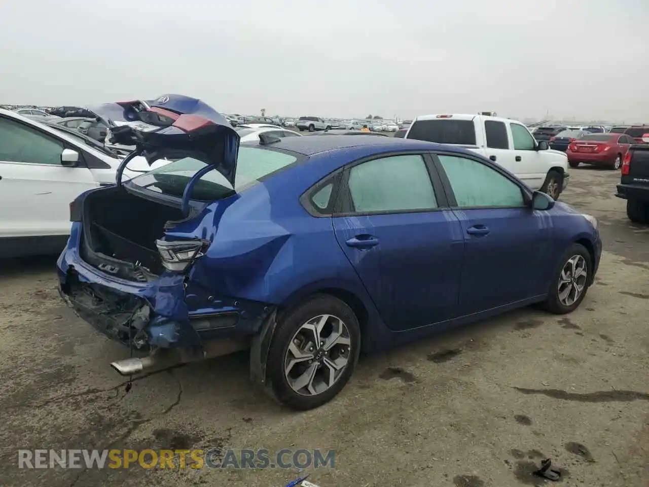 3 Photograph of a damaged car 3KPF24AD5ME405698 KIA FORTE 2021