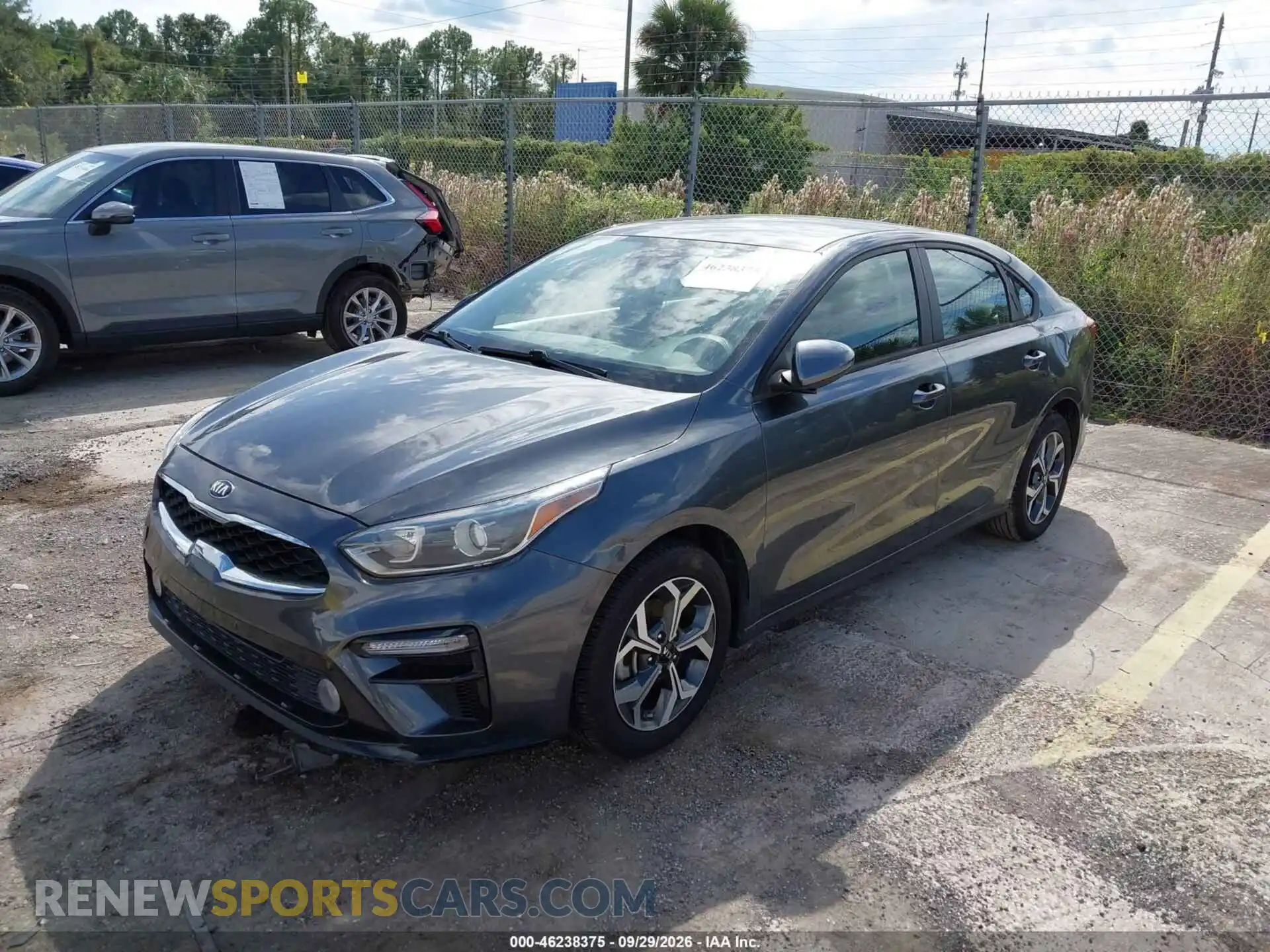 2 fotografías del automóvil dañado 3KPF24AD5ME406267 KIA FORTE 2021