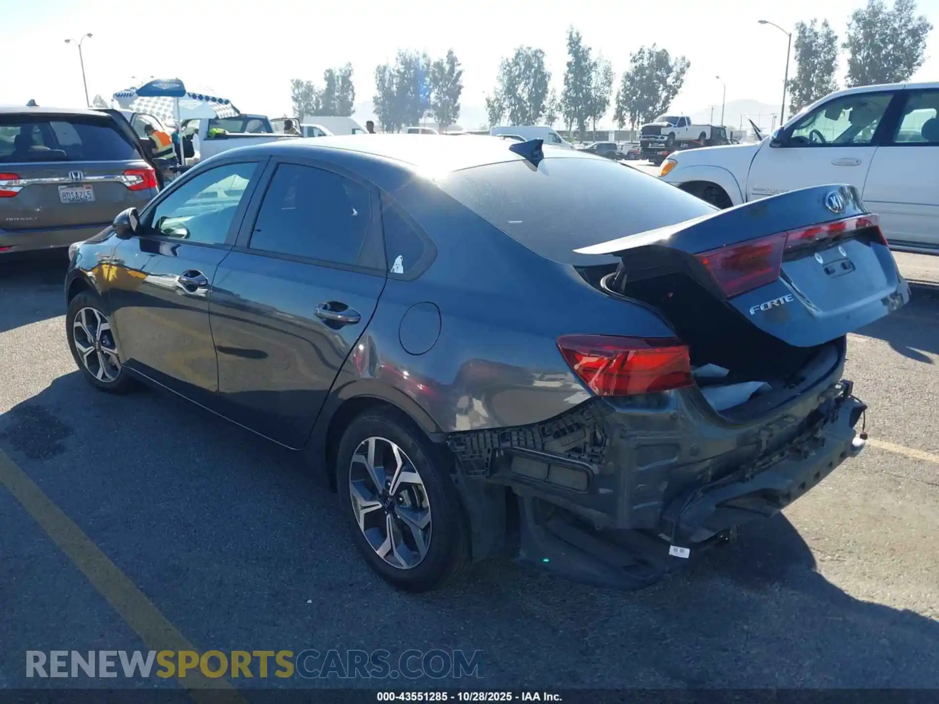 3 Photograph of a damaged car 3KPF24AD5ME407158 KIA FORTE 2021