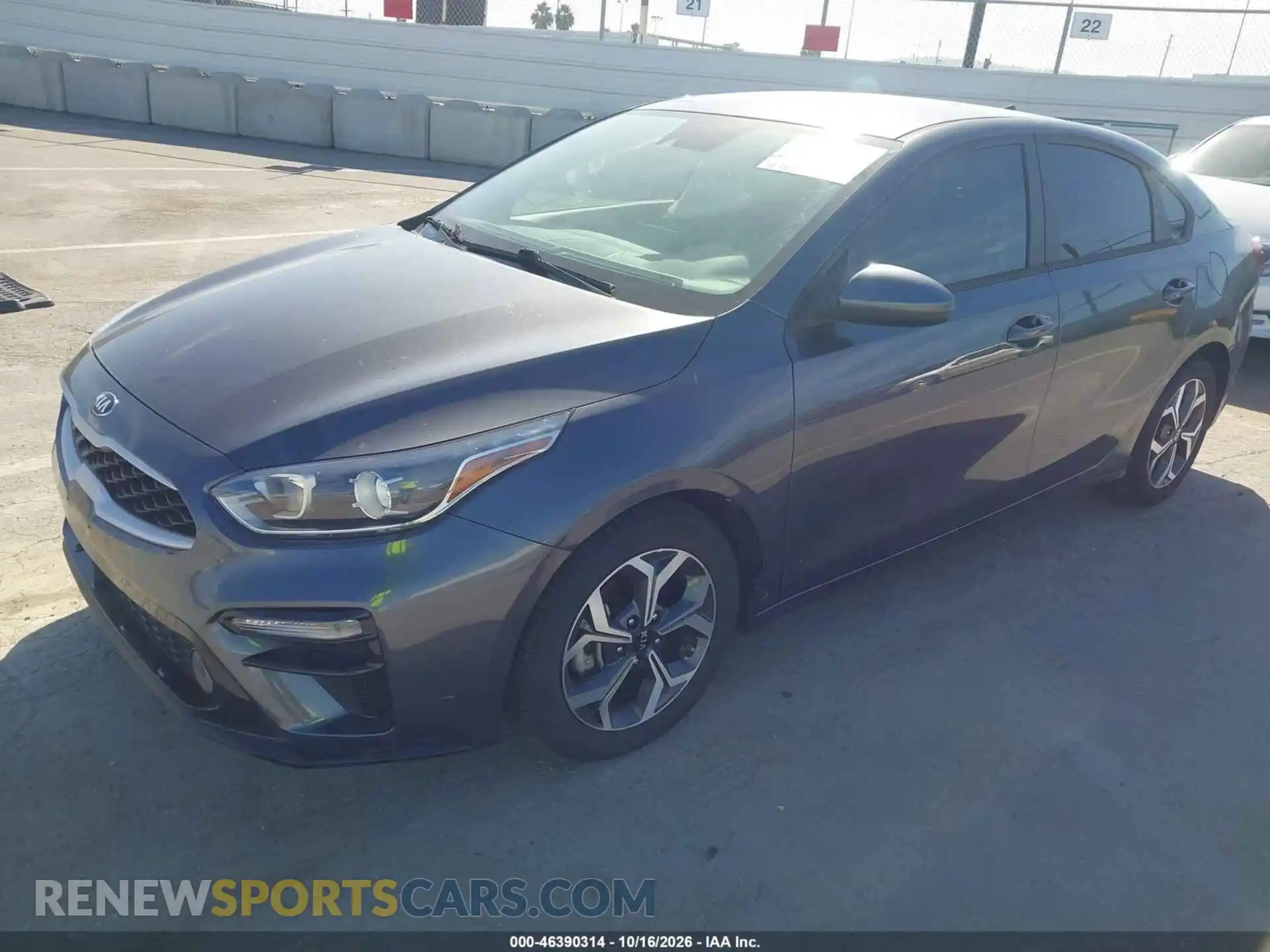 2 Фотография поврежденного автомобиля 3KPF24AD5ME407161 KIA FORTE 2021