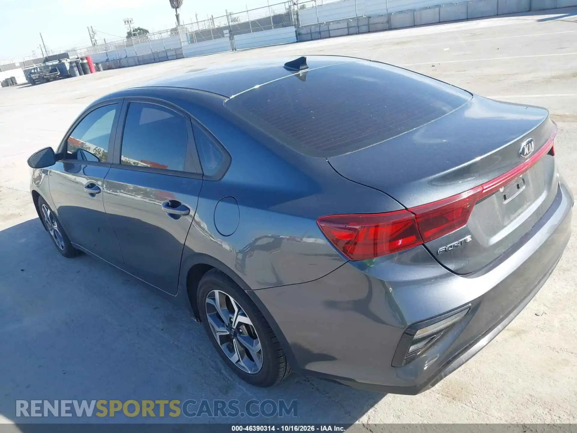 3 Фотография поврежденного автомобиля 3KPF24AD5ME407161 KIA FORTE 2021