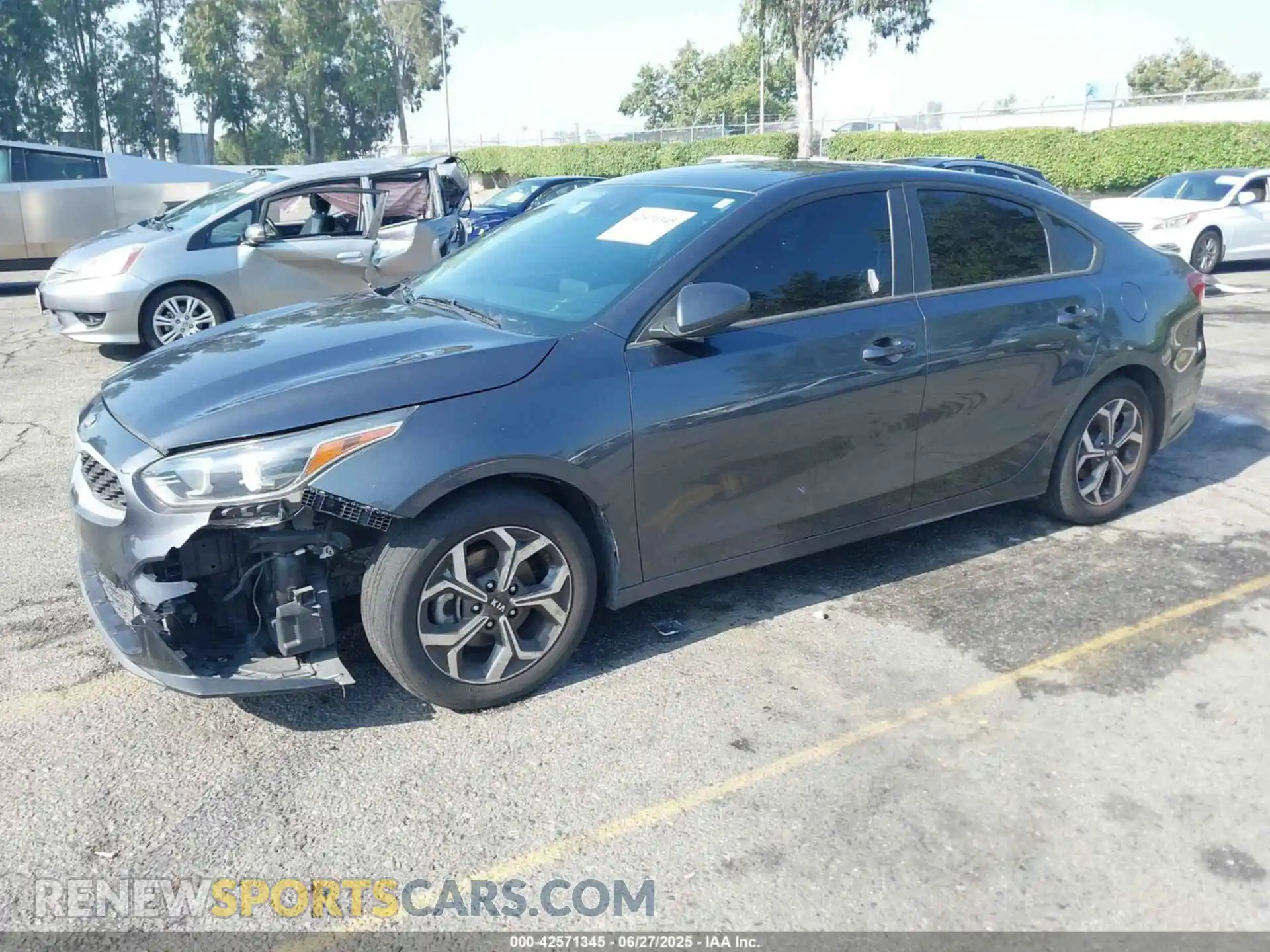 2 Photograph of a damaged car 3KPF24AD6ME272062 KIA FORTE 2021