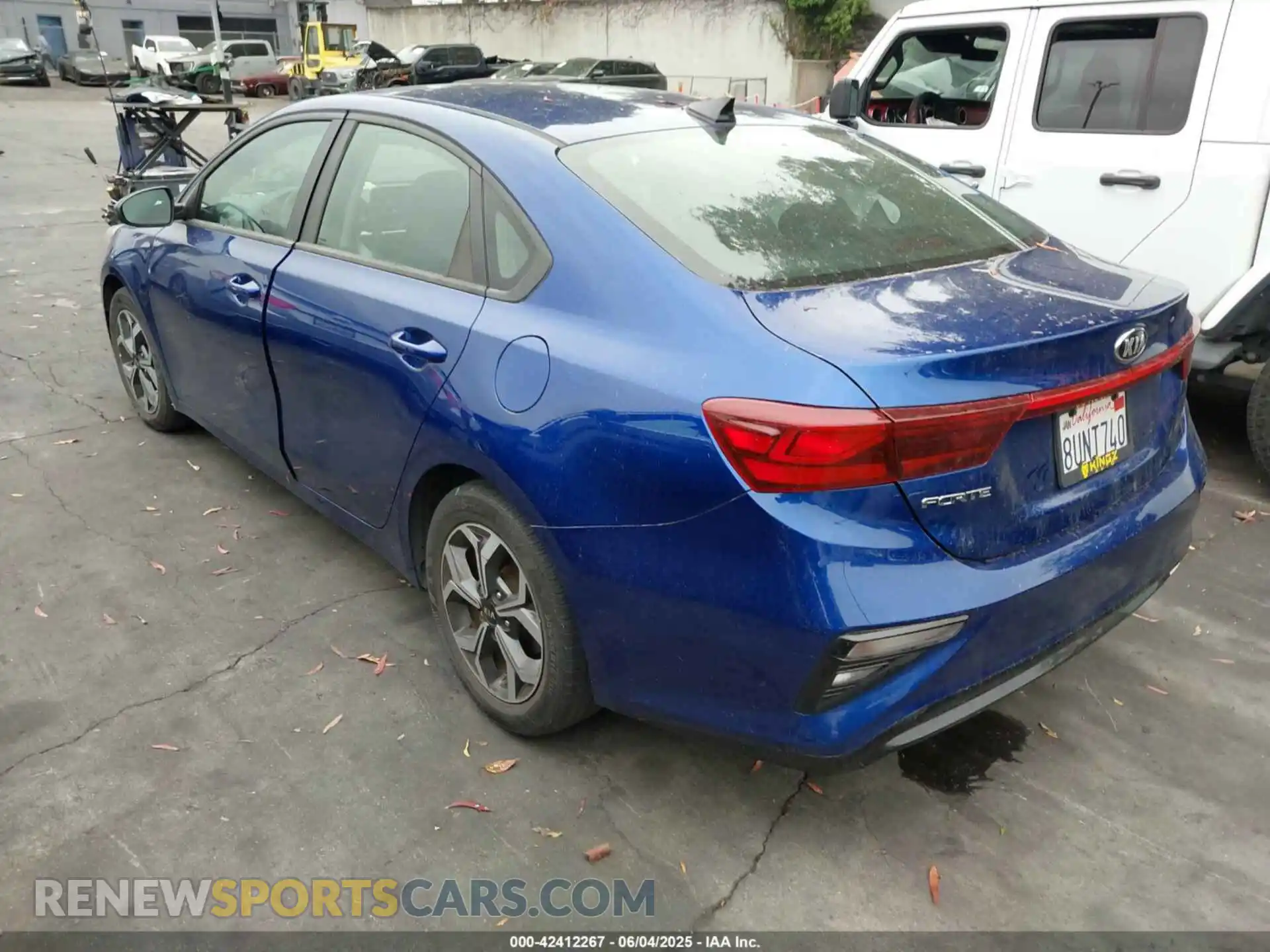 3 Photograph of a damaged car 3KPF24AD6ME278962 KIA FORTE 2021