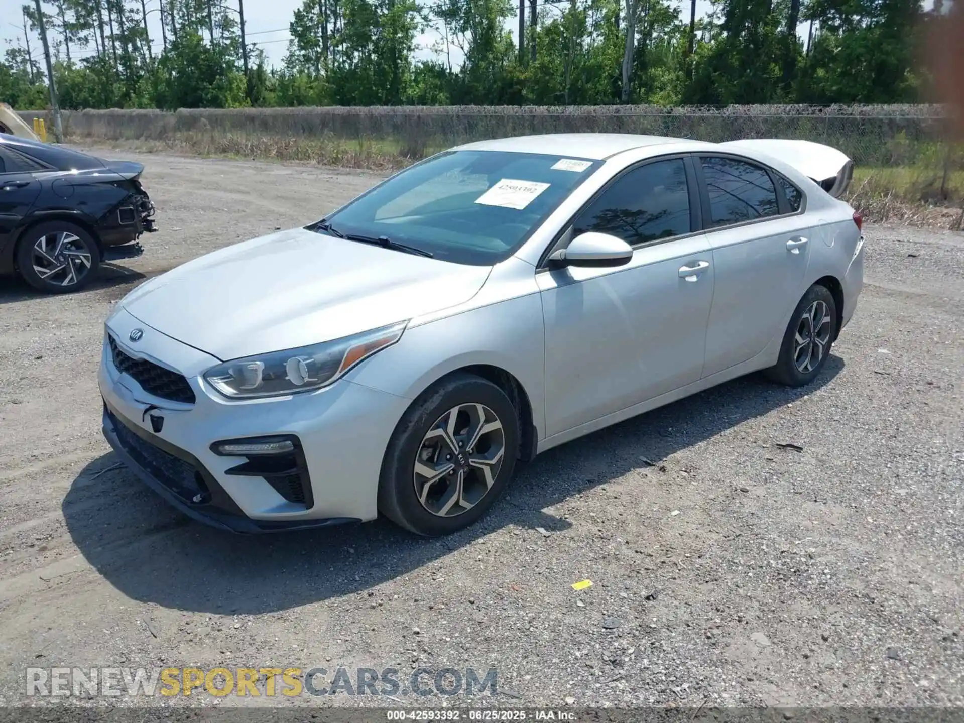 2 Photograph of a damaged car 3KPF24AD6ME290464 KIA FORTE 2021