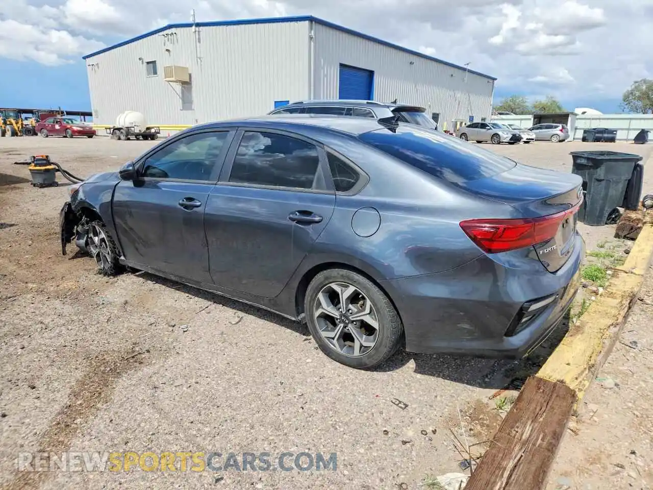 2 Фотография поврежденного автомобиля 3KPF24AD6ME294837 KIA FORTE 2021