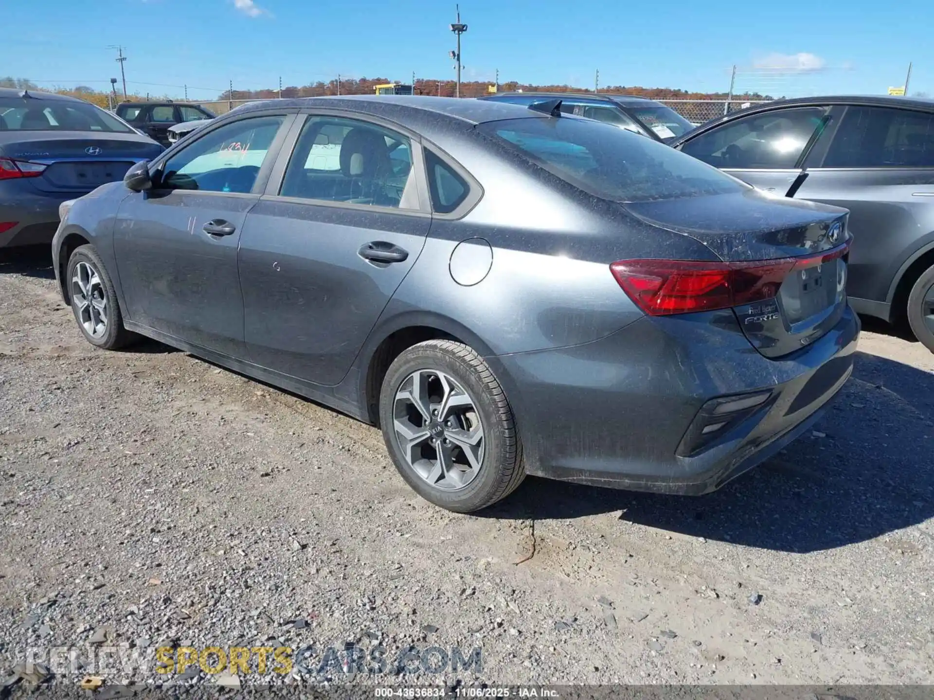 3 Photograph of a damaged car 3KPF24AD6ME305495 KIA FORTE 2021