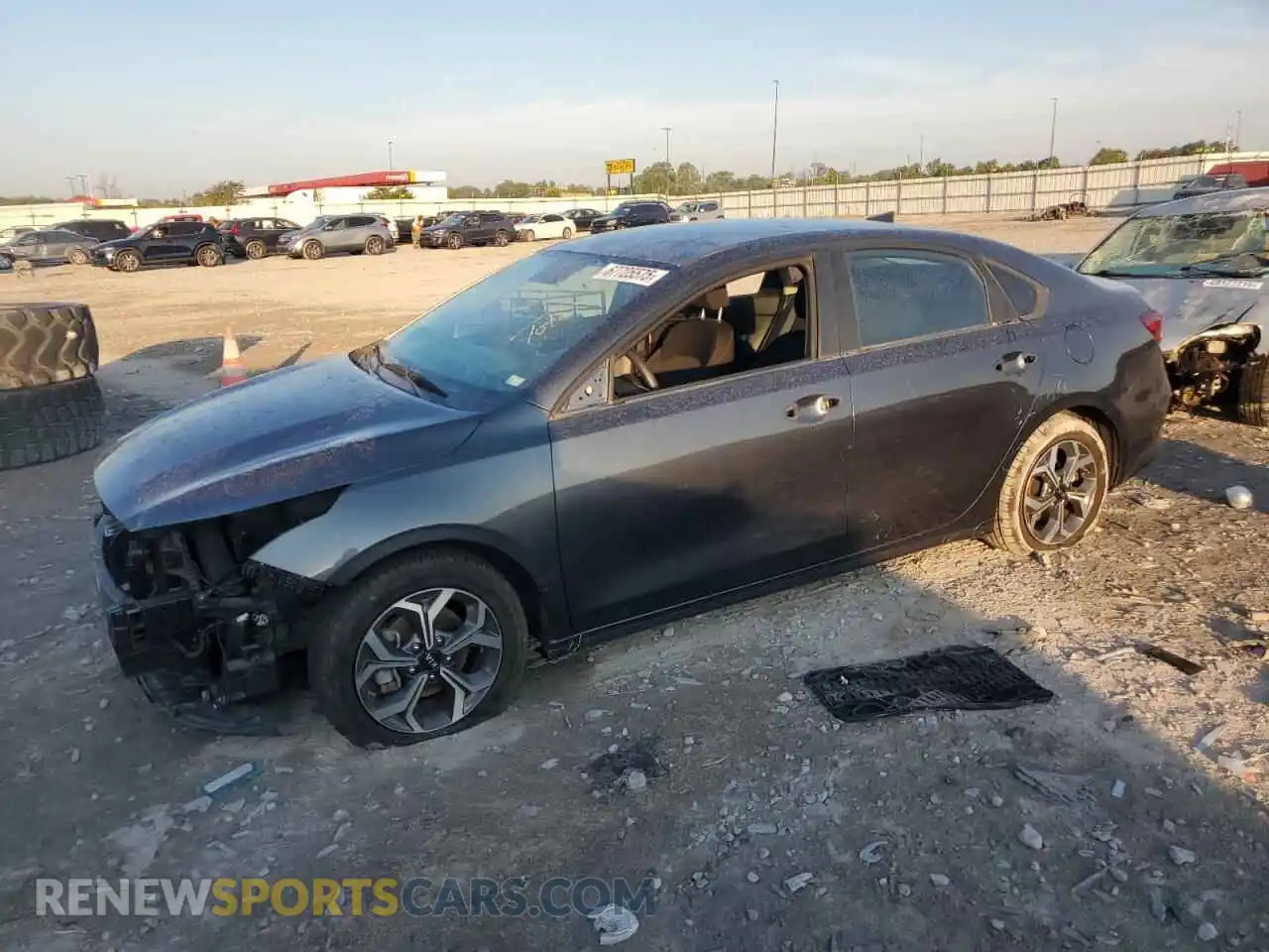 1 Photograph of a damaged car 3KPF24AD6ME313323 KIA FORTE 2021