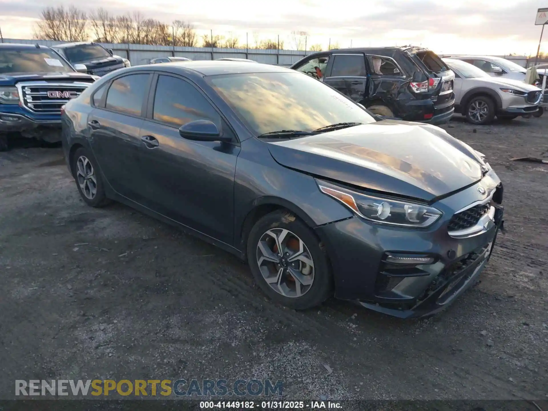1 Photograph of a damaged car 3KPF24AD6ME315329 KIA FORTE 2021
