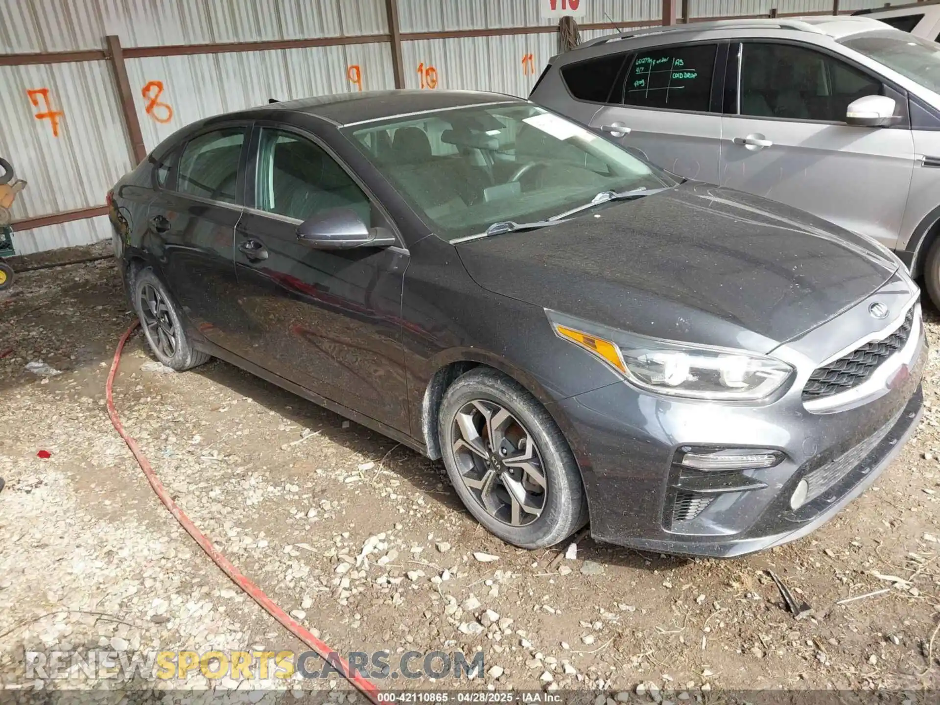 1 Photograph of a damaged car 3KPF24AD6ME323317 KIA FORTE 2021