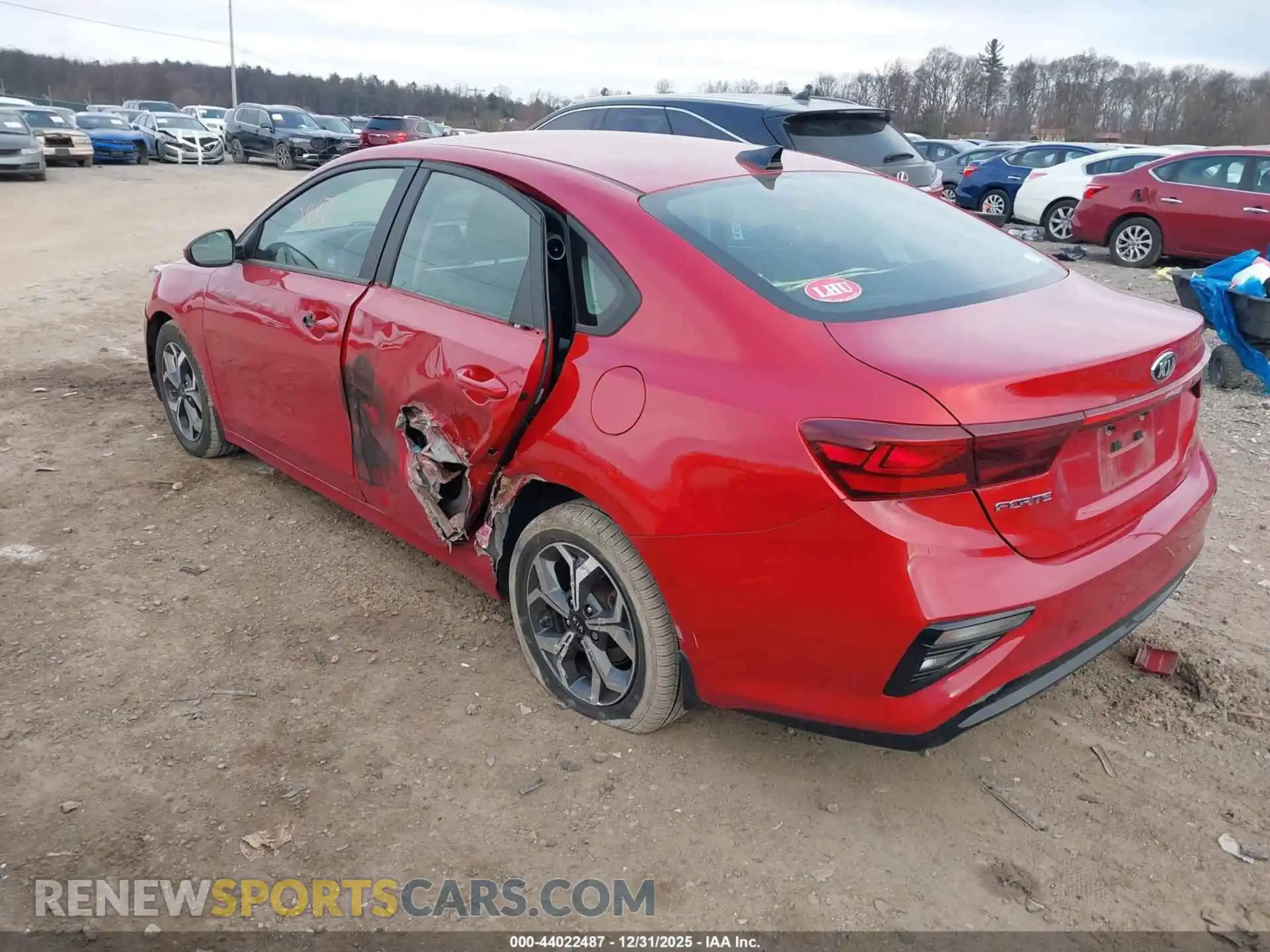 3 fotografías del automóvil dañado 3KPF24AD6ME355541 KIA FORTE 2021