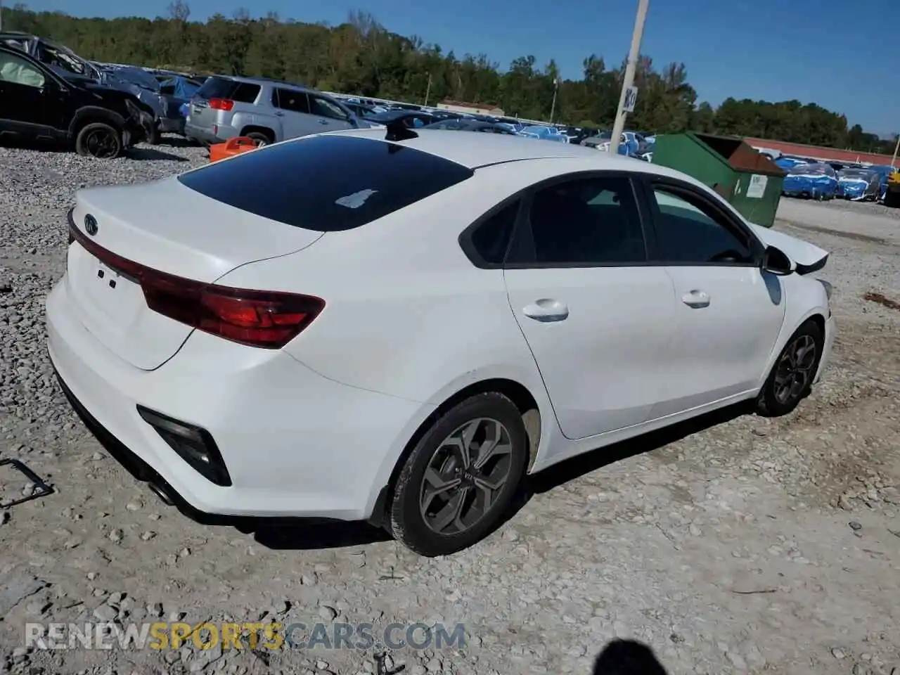 3 Photograph of a damaged car 3KPF24AD6ME385428 KIA FORTE 2021
