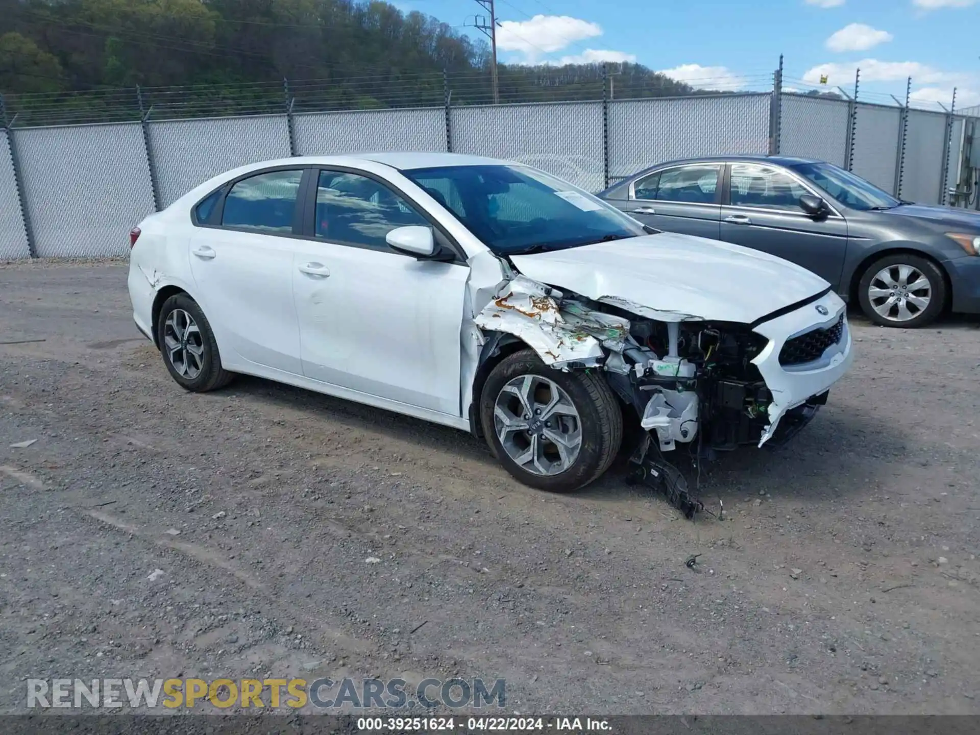 1 Photograph of a damaged car 3KPF24AD6ME386370 KIA FORTE 2021