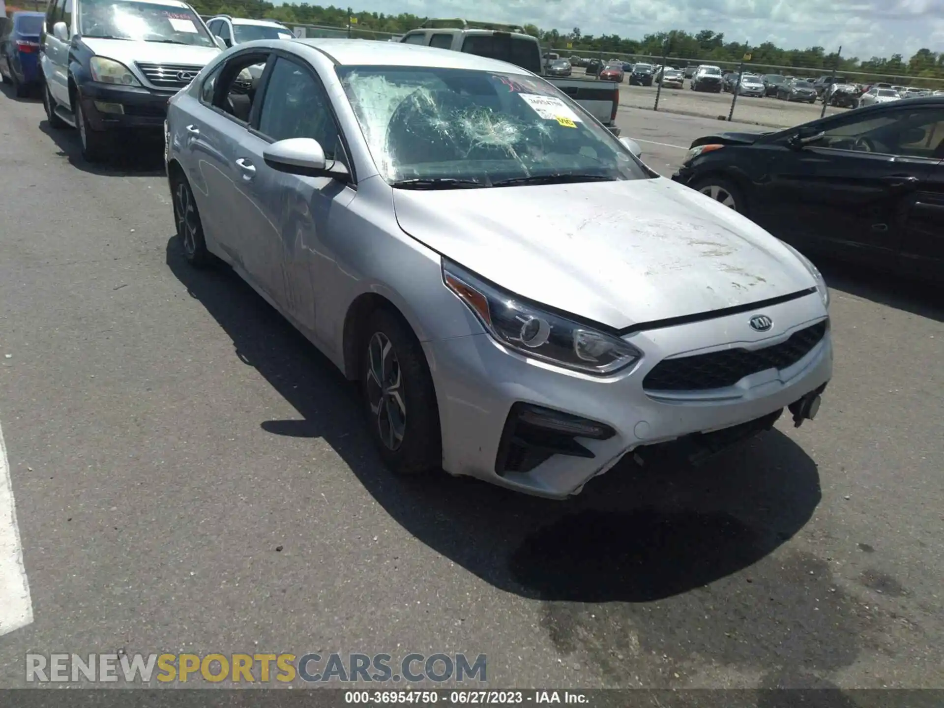 1 Photograph of a damaged car 3KPF24AD6ME390371 KIA FORTE 2021