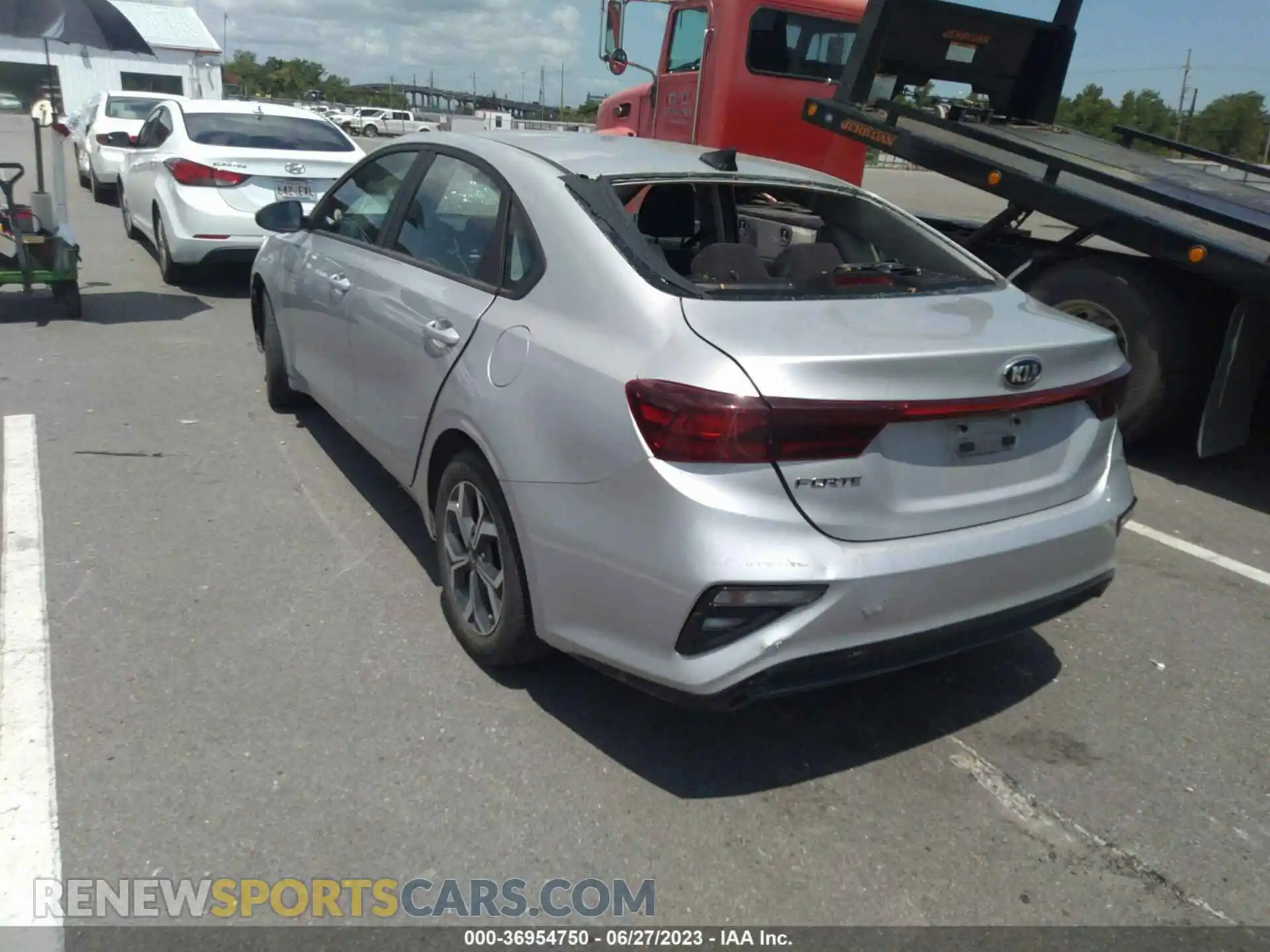 3 Photograph of a damaged car 3KPF24AD6ME390371 KIA FORTE 2021