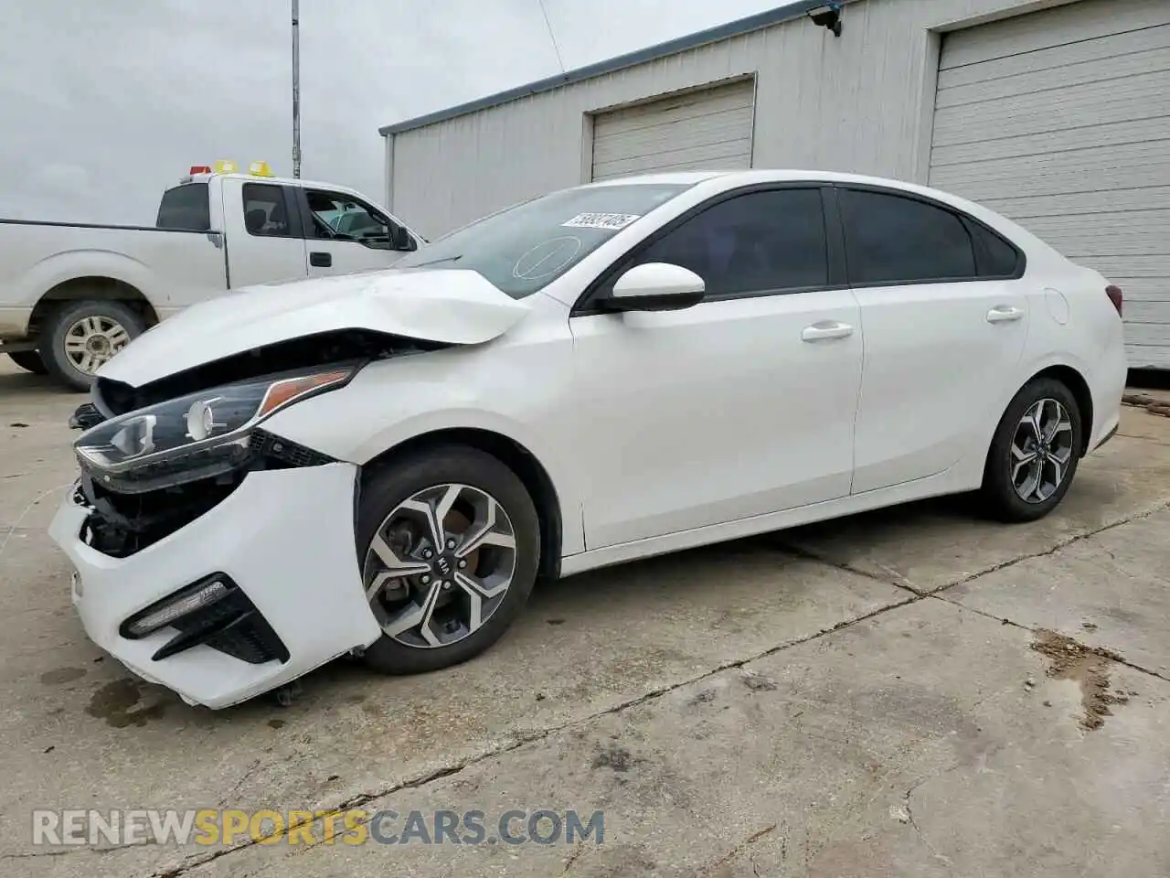 1 Photograph of a damaged car 3KPF24AD6ME394095 KIA FORTE 2021