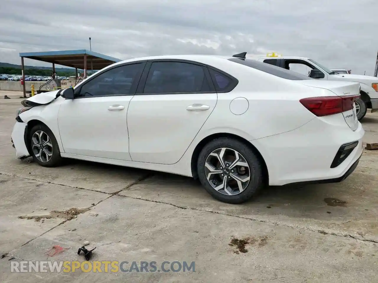 2 Photograph of a damaged car 3KPF24AD6ME394095 KIA FORTE 2021