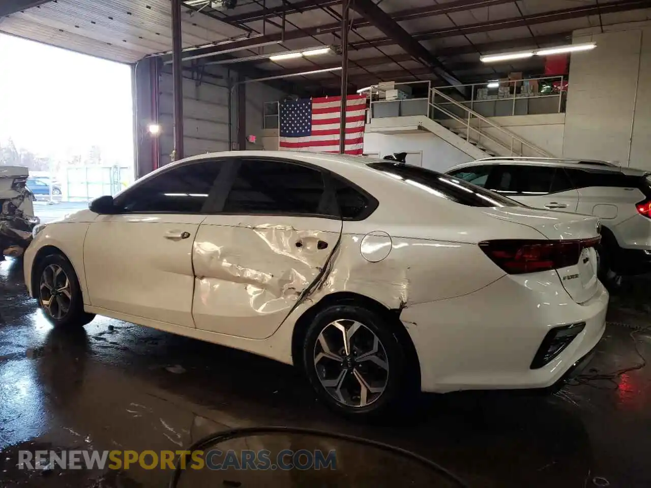 2 Photograph of a damaged car 3KPF24AD6ME402423 KIA FORTE 2021