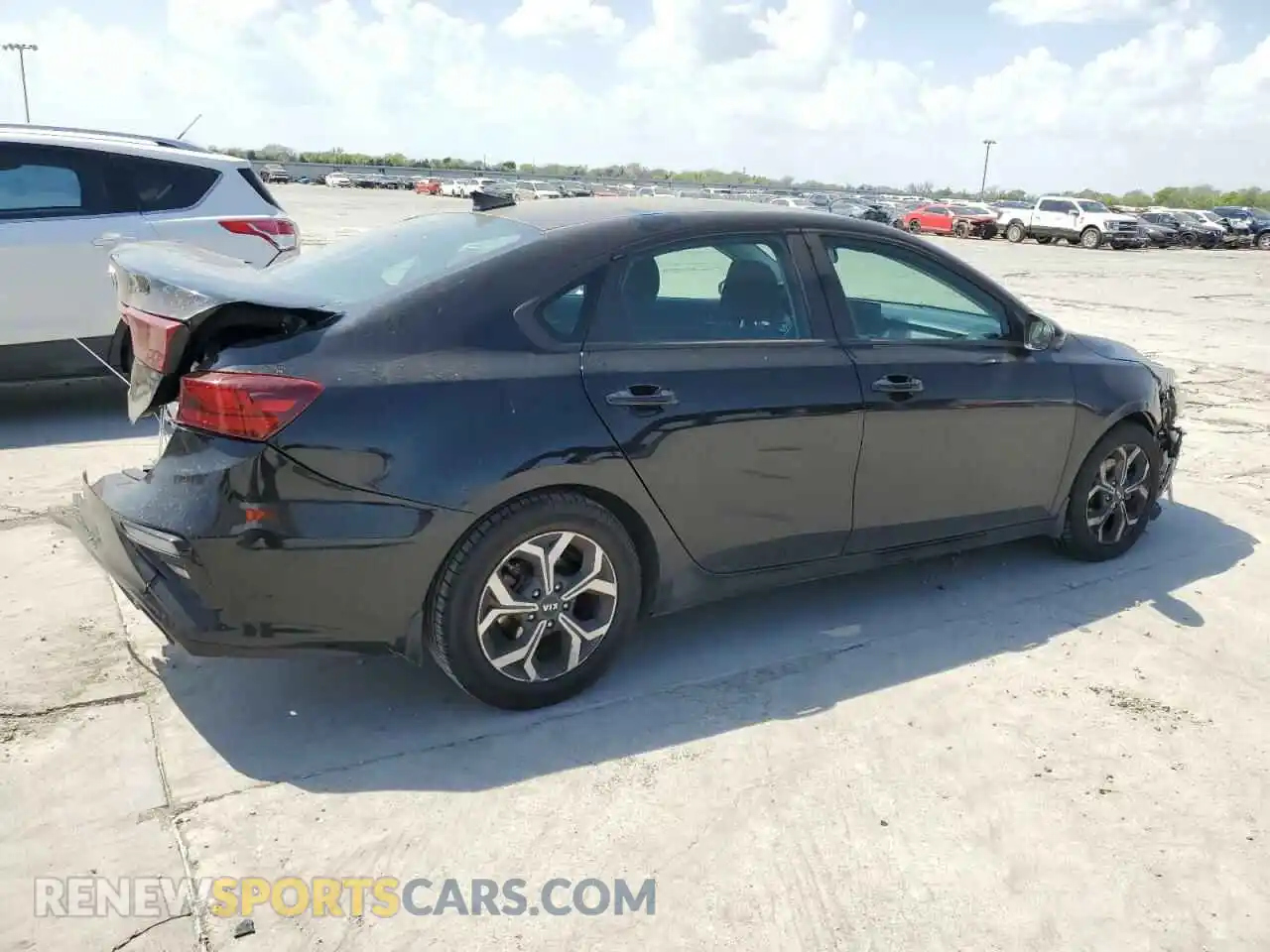 3 Photograph of a damaged car 3KPF24AD7ME262754 KIA FORTE 2021