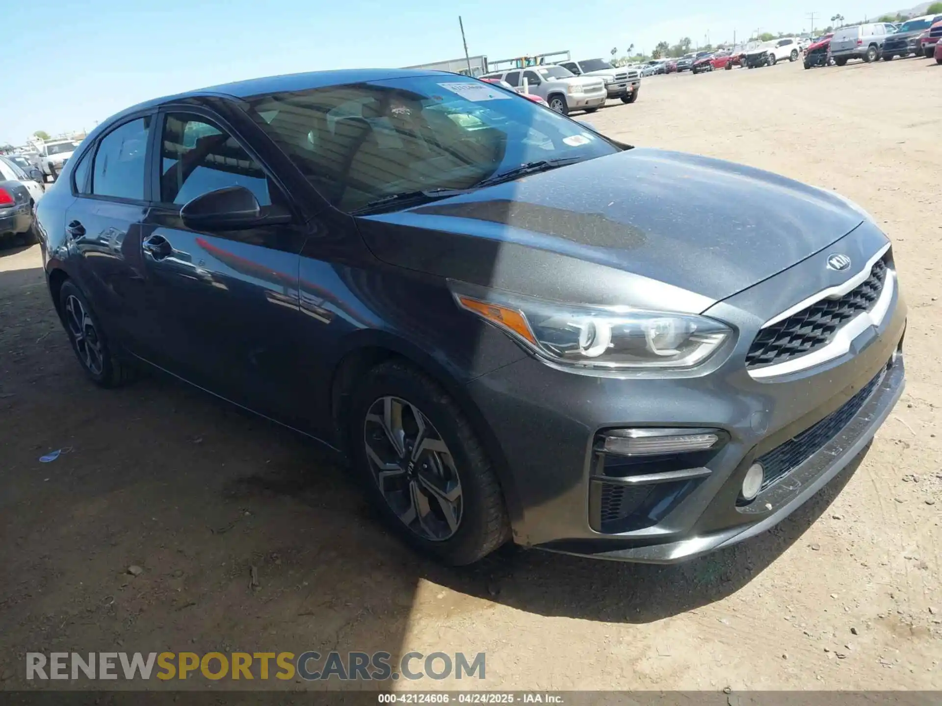 1 Photograph of a damaged car 3KPF24AD7ME294409 KIA FORTE 2021