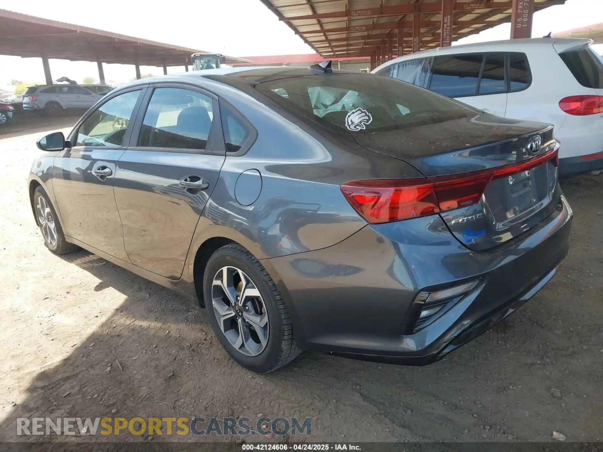 3 Photograph of a damaged car 3KPF24AD7ME294409 KIA FORTE 2021