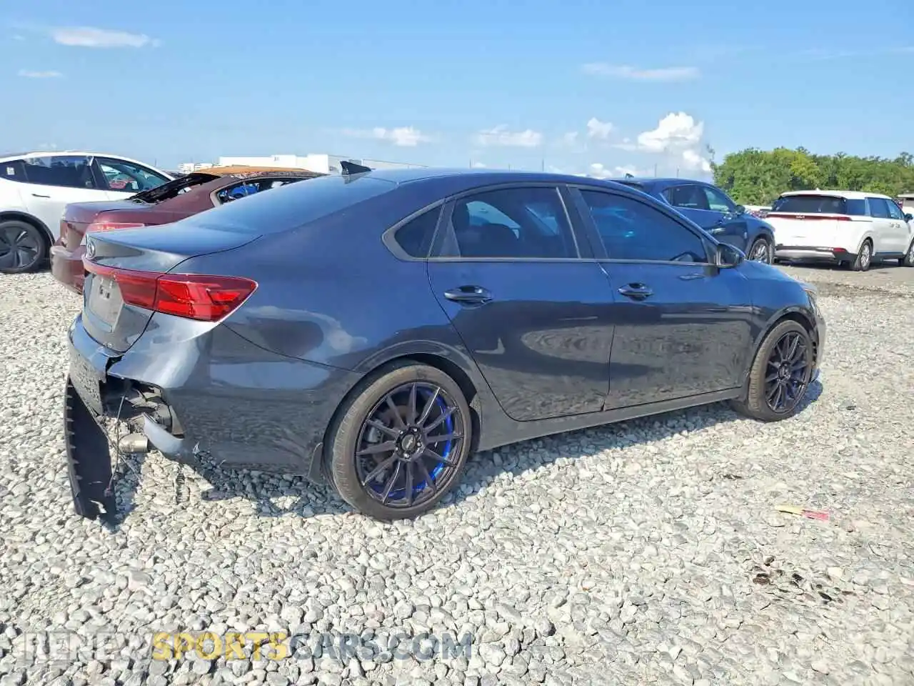 3 Photograph of a damaged car 3KPF24AD7ME302993 KIA FORTE 2021