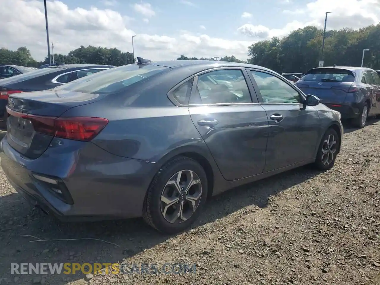 3 Photograph of a damaged car 3KPF24AD7ME326999 KIA FORTE 2021