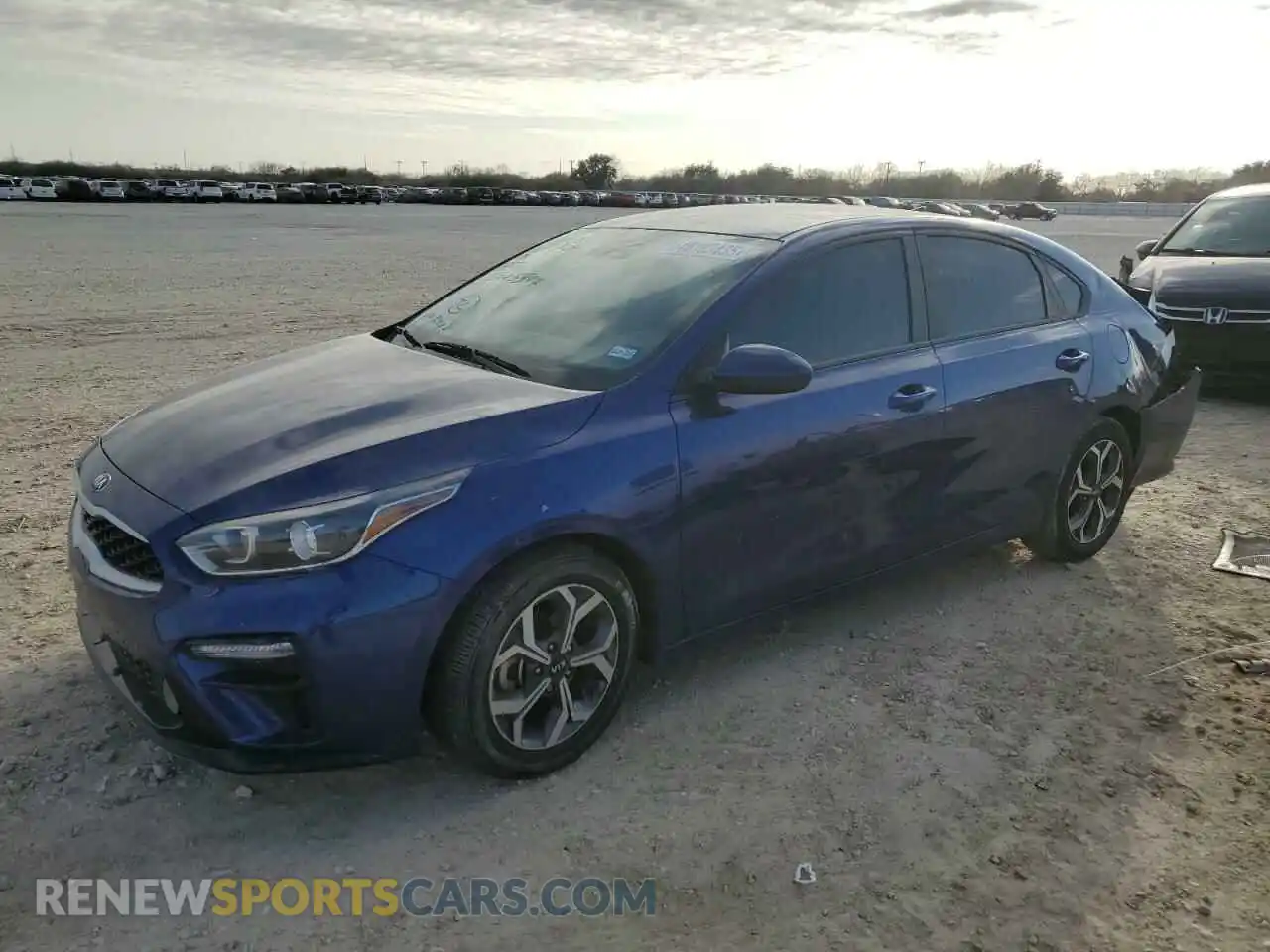 1 Photograph of a damaged car 3KPF24AD7ME330373 KIA FORTE 2021