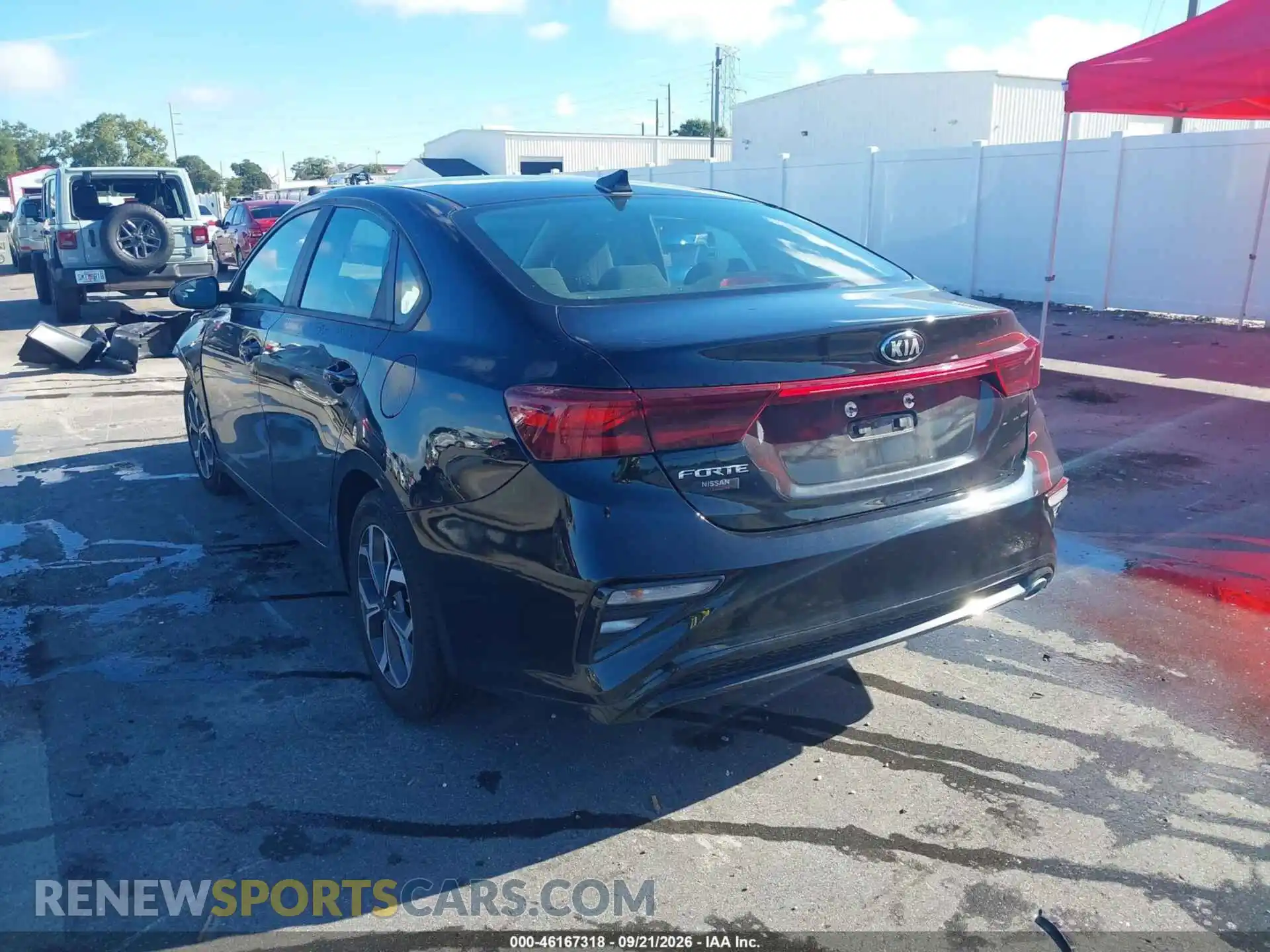 3 Фотография поврежденного автомобиля 3KPF24AD7ME348968 KIA FORTE 2021